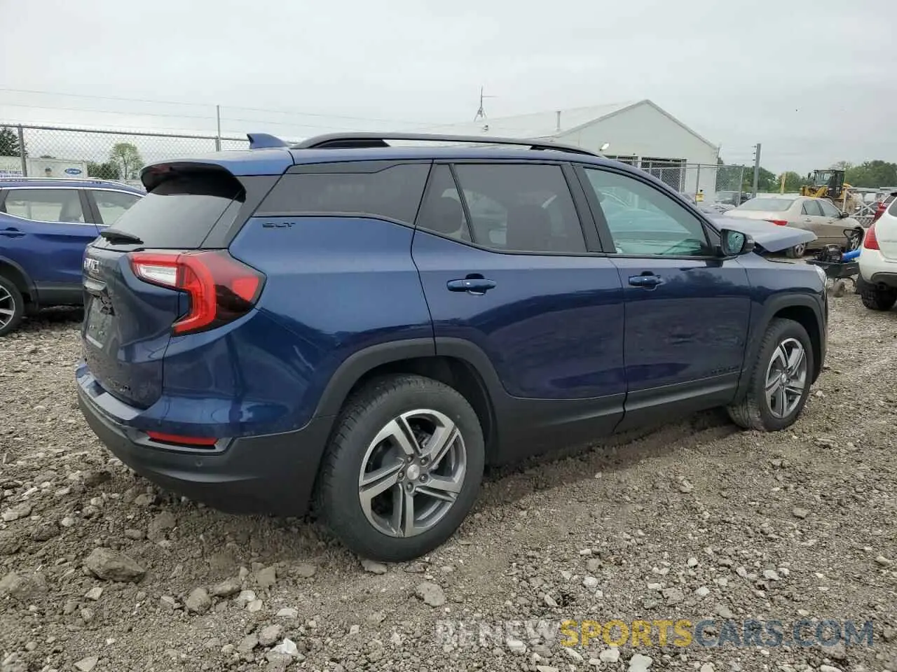 3 Photograph of a damaged car 3GKALVEVXNL241463 GMC TERRAIN 2022