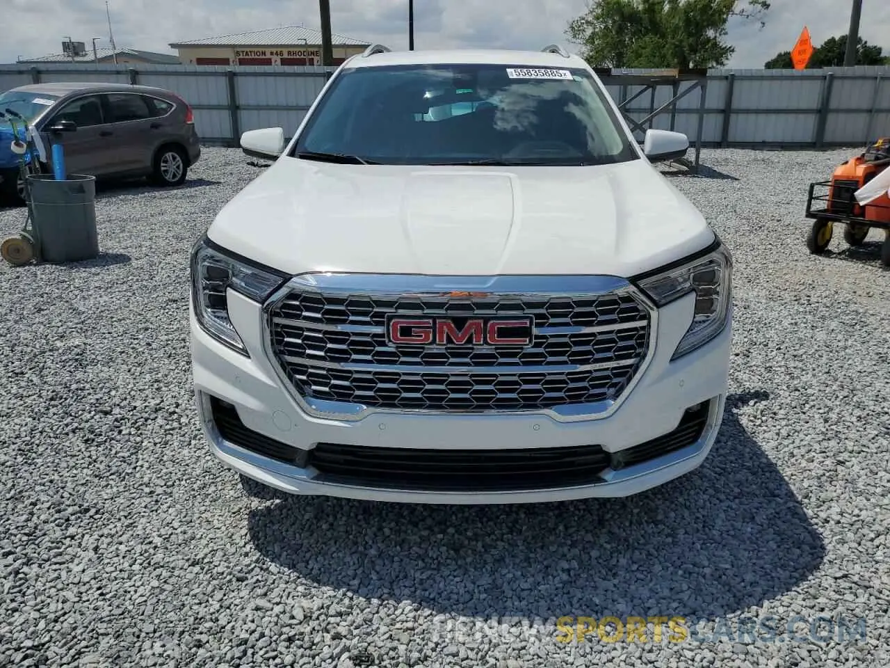 5 Photograph of a damaged car 3GKALXEV0NL296872 GMC TERRAIN 2022