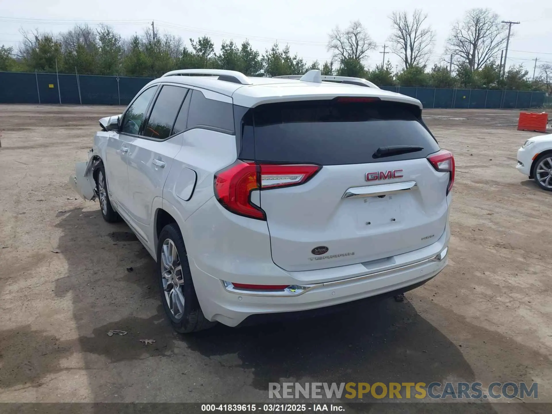 3 Photograph of a damaged car 3GKALXEV4NL192157 GMC TERRAIN 2022