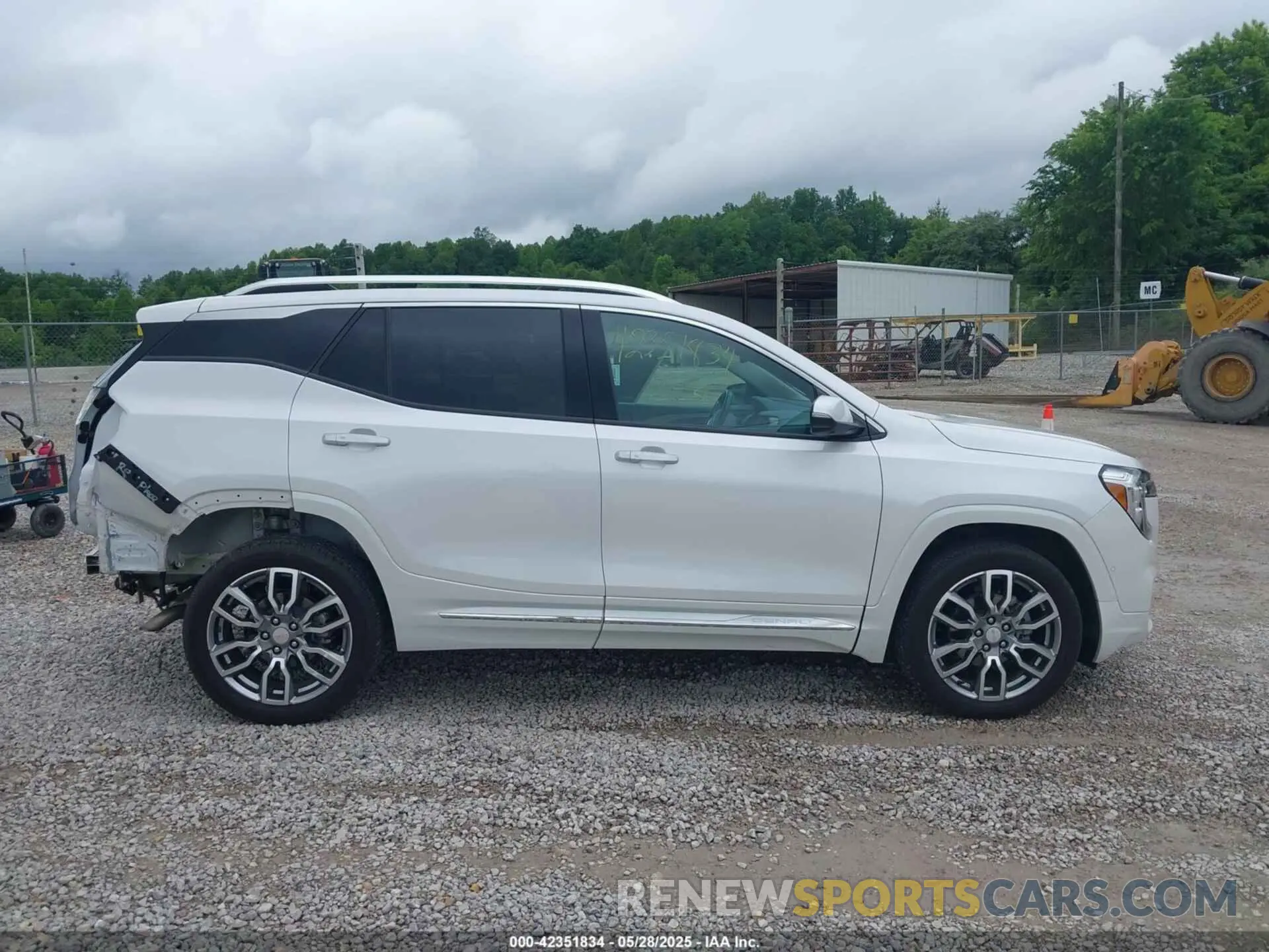 14 Photograph of a damaged car 3GKALXEV7NL295573 GMC TERRAIN 2022