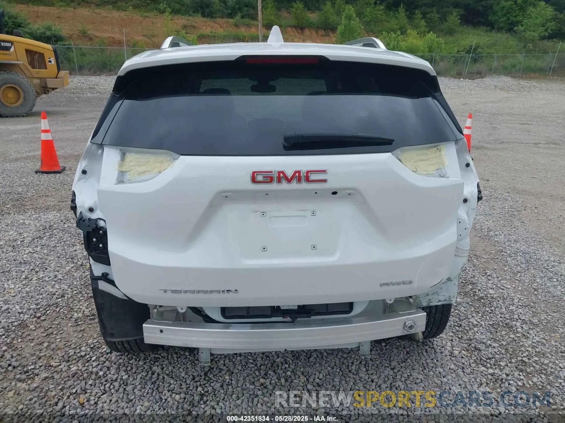 17 Photograph of a damaged car 3GKALXEV7NL295573 GMC TERRAIN 2022