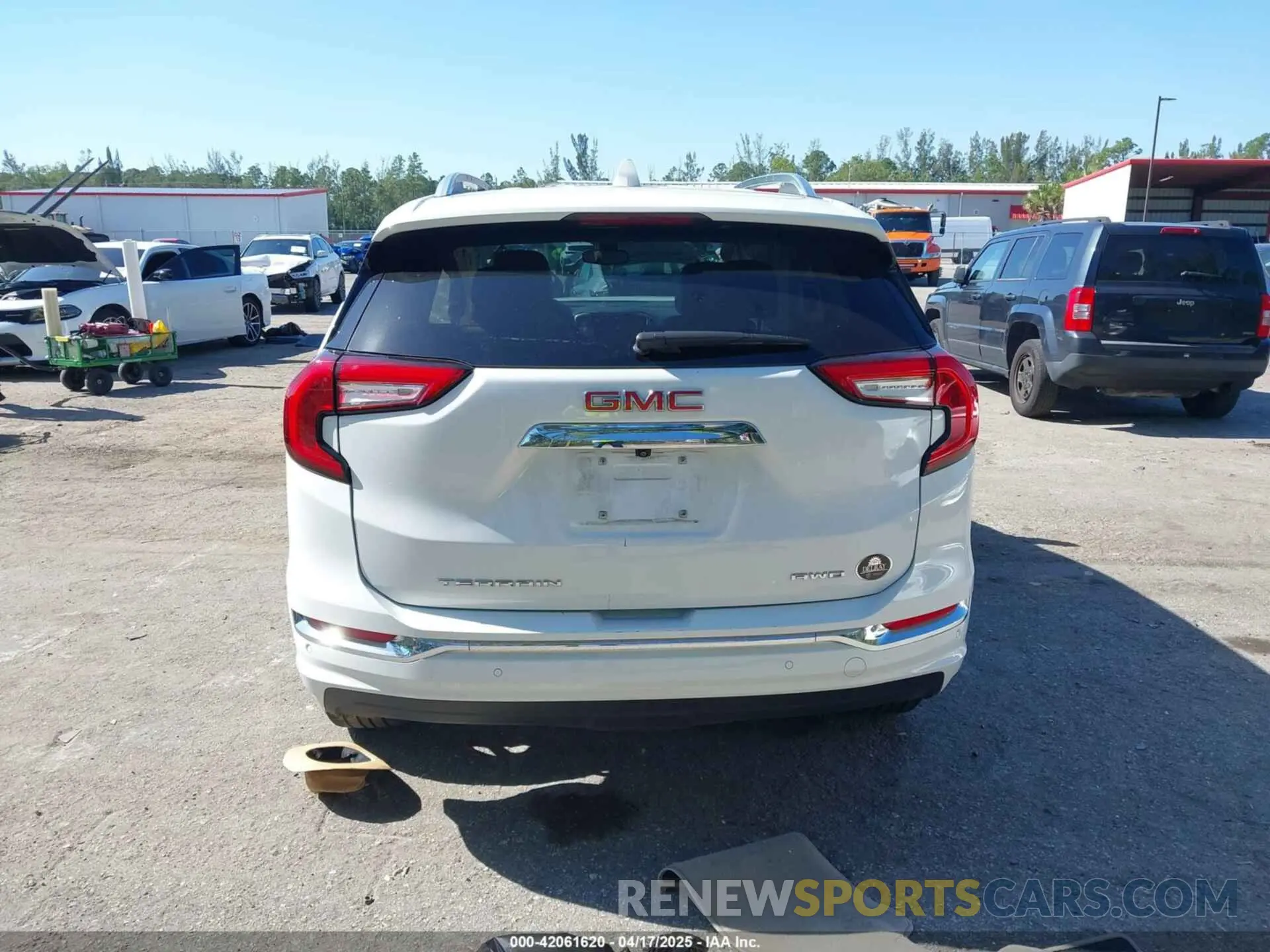 16 Photograph of a damaged car 3GKALXEV8NL286266 GMC TERRAIN 2022