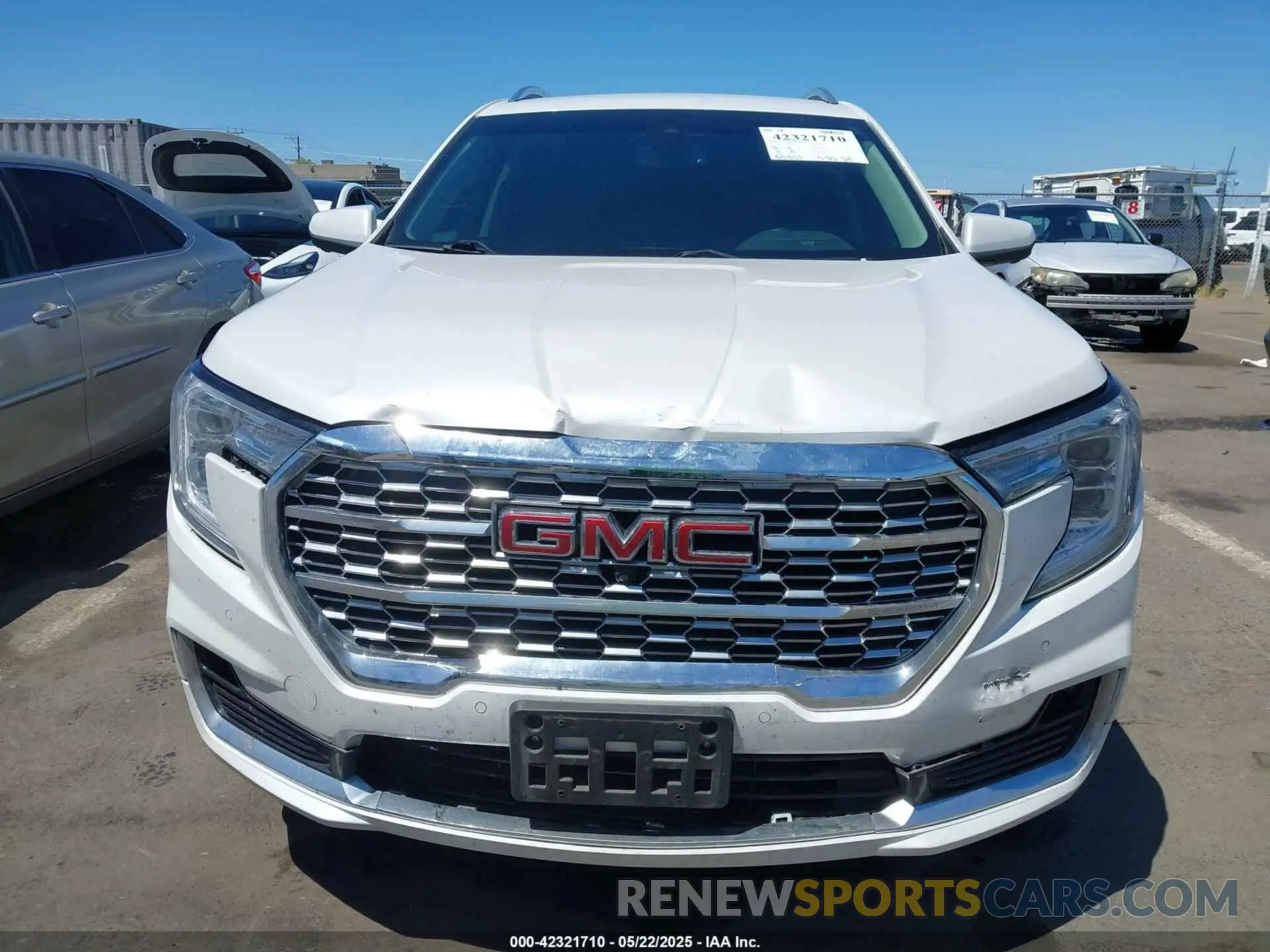6 Photograph of a damaged car 3GKALXEV8NL311151 GMC TERRAIN 2022