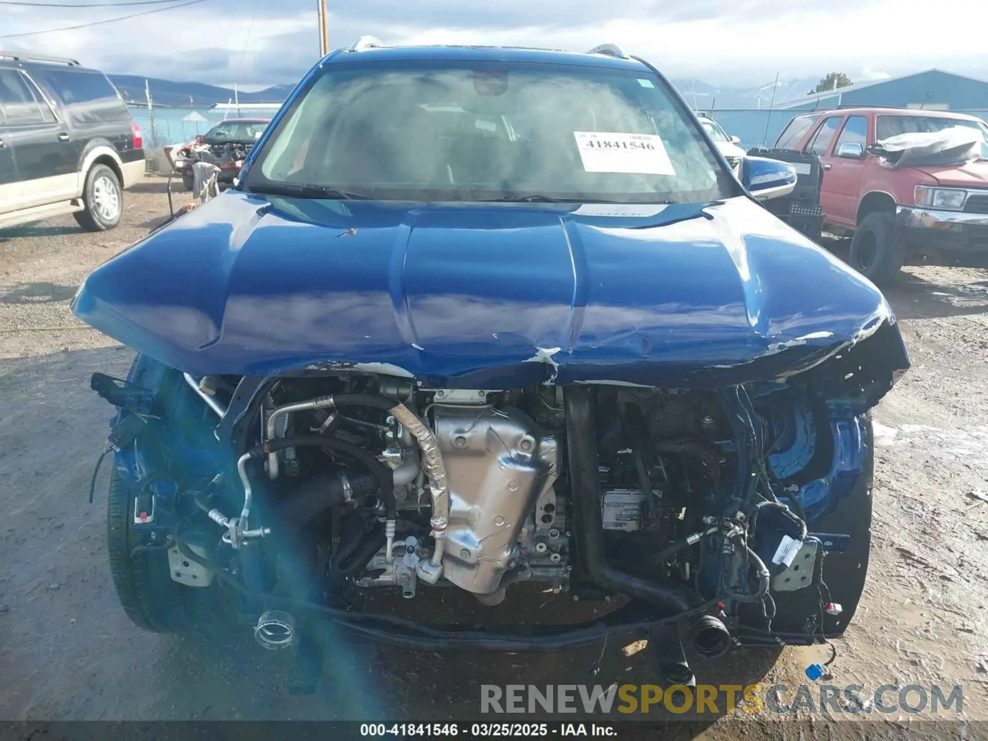 13 Photograph of a damaged car 3GKALXEV9NL285367 GMC TERRAIN 2022
