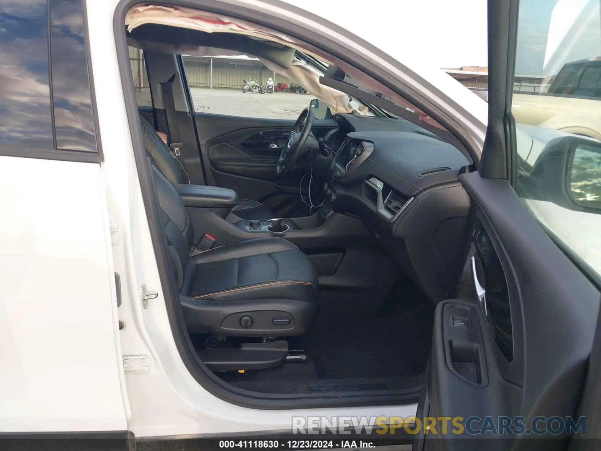 5 Photograph of a damaged car 3GKALYEV1NL296739 GMC TERRAIN 2022