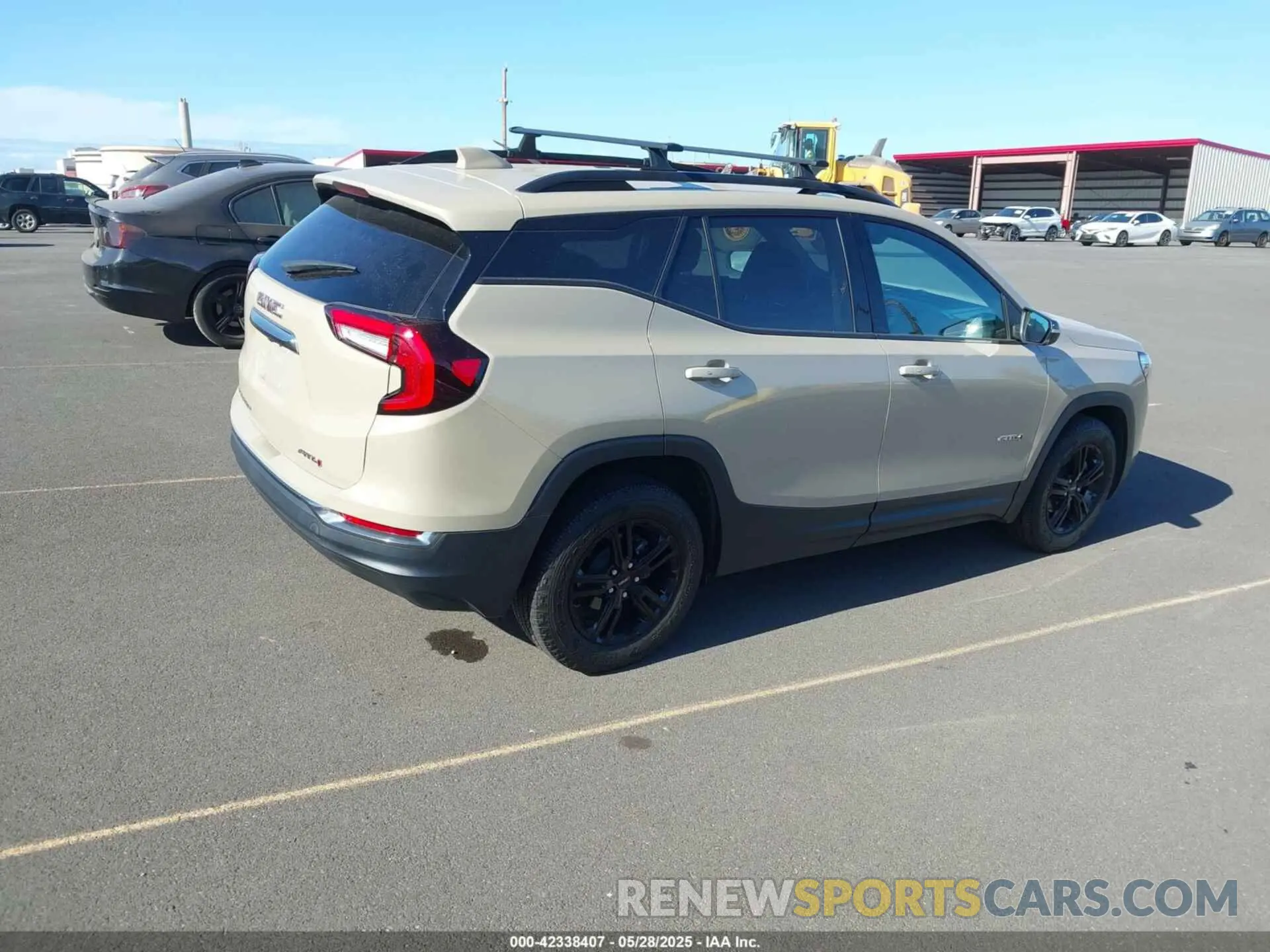 4 Photograph of a damaged car 3GKALYEV9NL259342 GMC TERRAIN 2022