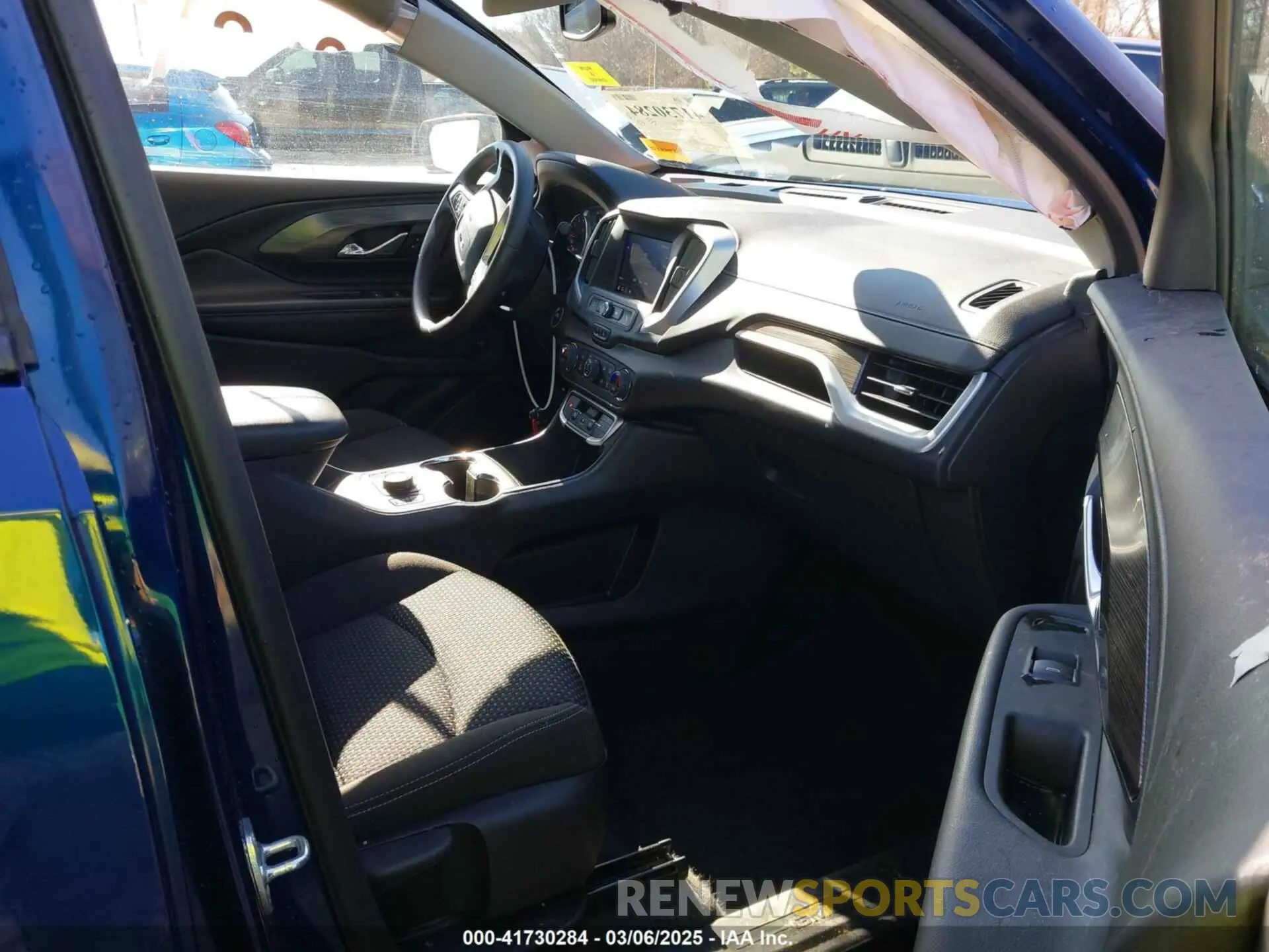 5 Photograph of a damaged car 3GKALMEG0PL176959 GMC TERRAIN 2023