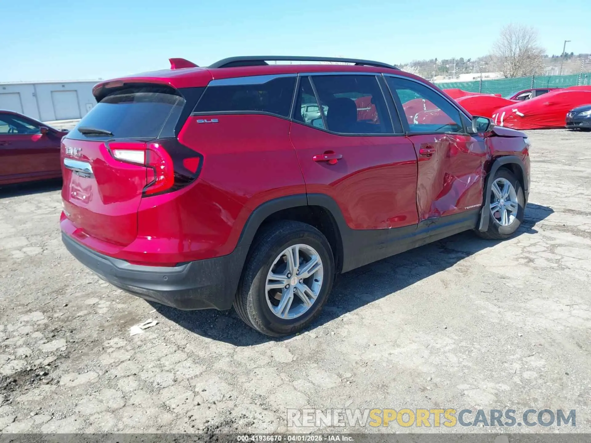4 Photograph of a damaged car 3GKALMEG0PL177061 GMC TERRAIN 2023