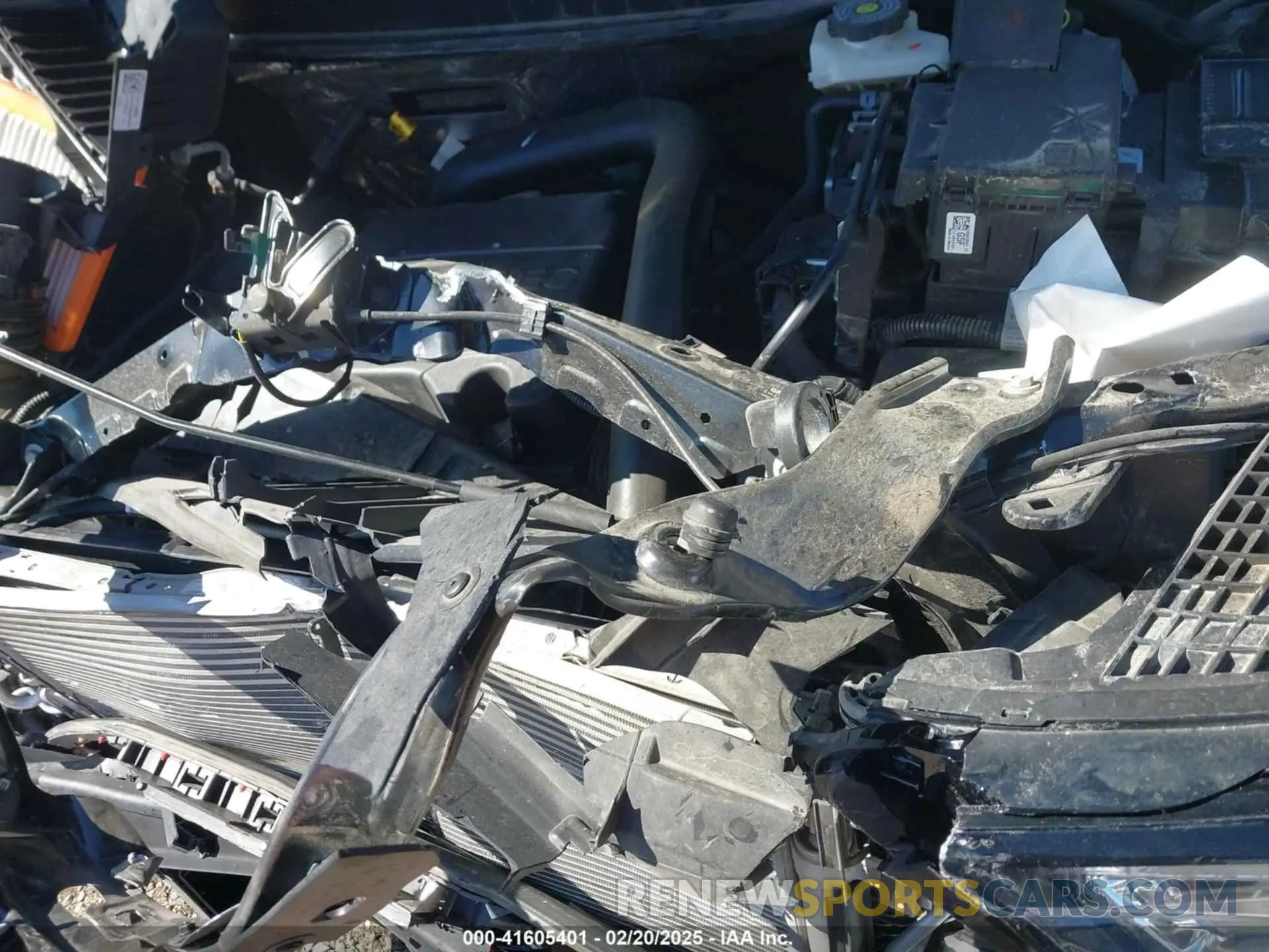 10 Photograph of a damaged car 3GKALMEG0PL255094 GMC TERRAIN 2023