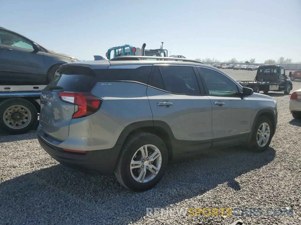 3 Photograph of a damaged car 3GKALMEG1PL104278 GMC TERRAIN 2023