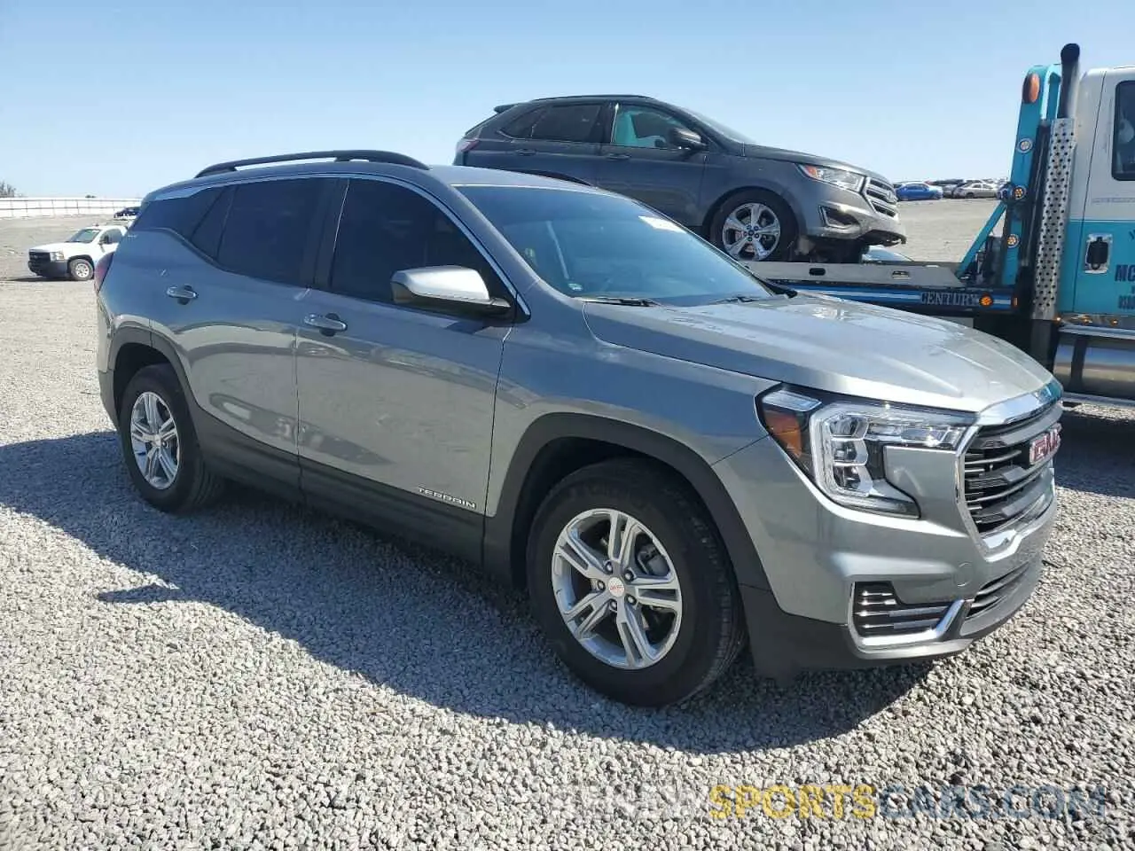 4 Photograph of a damaged car 3GKALMEG1PL104278 GMC TERRAIN 2023