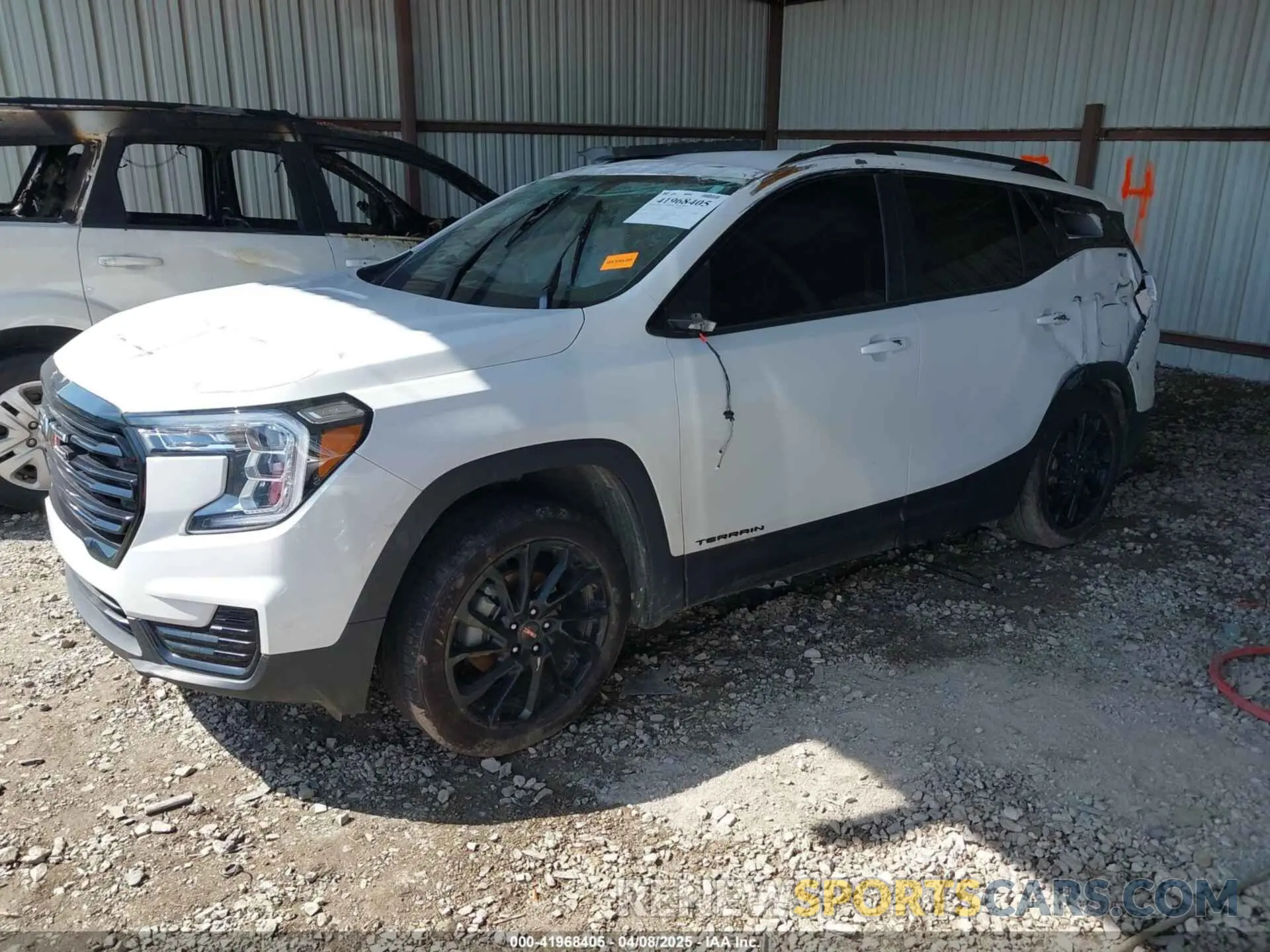 2 Photograph of a damaged car 3GKALMEG3PL171805 GMC TERRAIN 2023