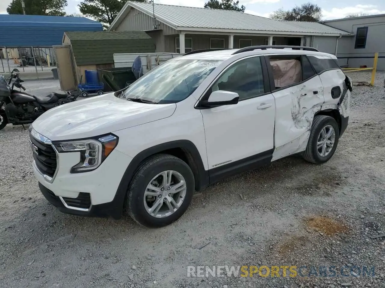 1 Photograph of a damaged car 3GKALMEG3PL268048 GMC TERRAIN 2023