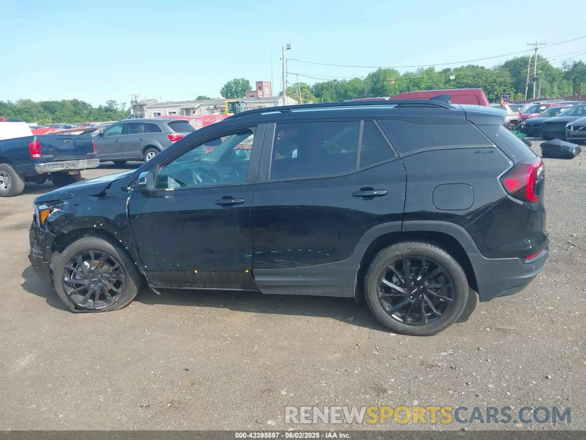 14 Photograph of a damaged car 3GKALMEG4PL135038 GMC TERRAIN 2023