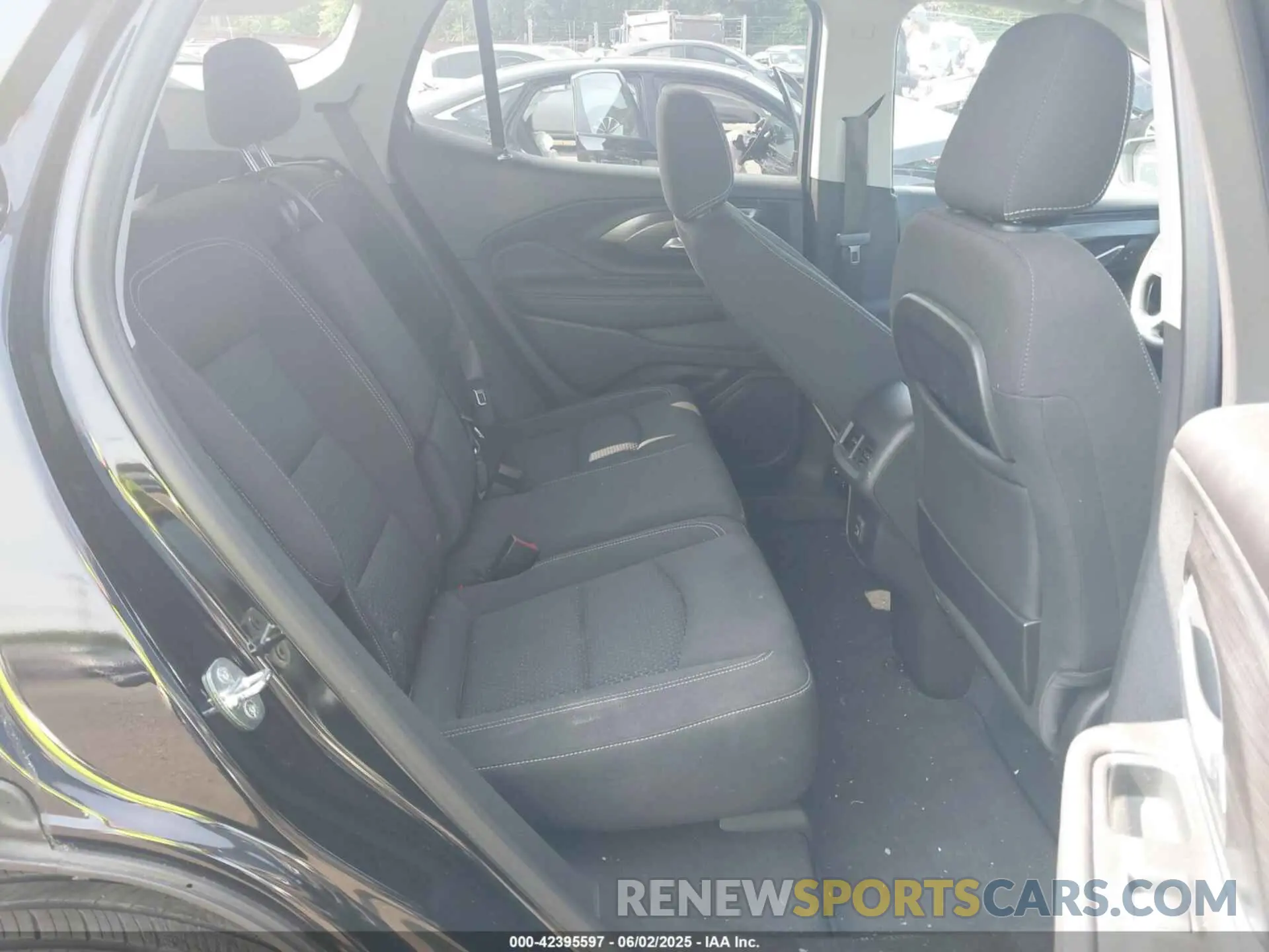8 Photograph of a damaged car 3GKALMEG4PL135038 GMC TERRAIN 2023