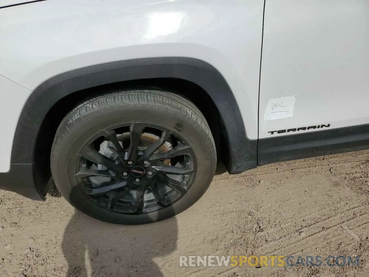 13 Photograph of a damaged car 3GKALMEG5PL170493 GMC TERRAIN 2023