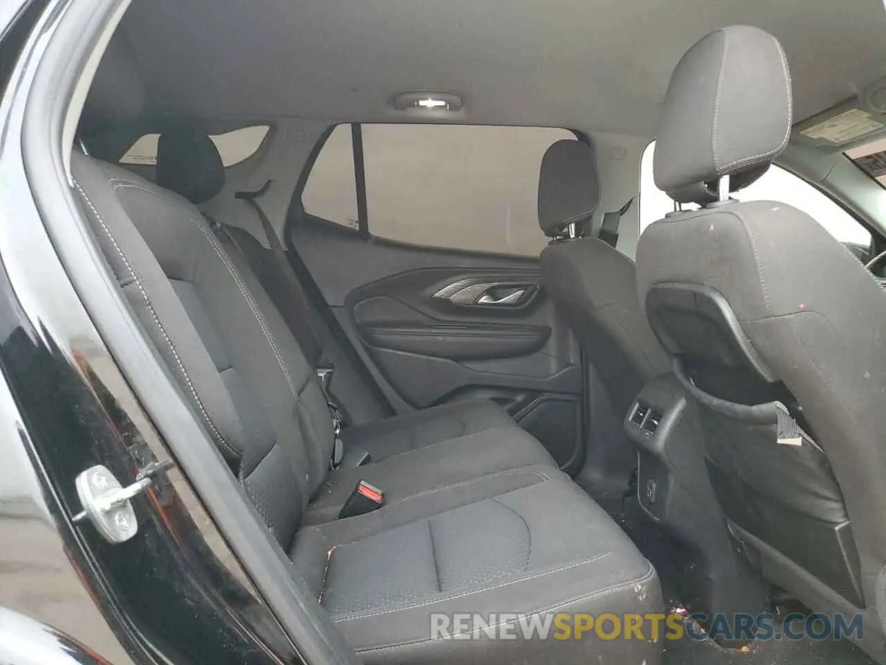 11 Photograph of a damaged car 3GKALMEG6PL176545 GMC TERRAIN 2023