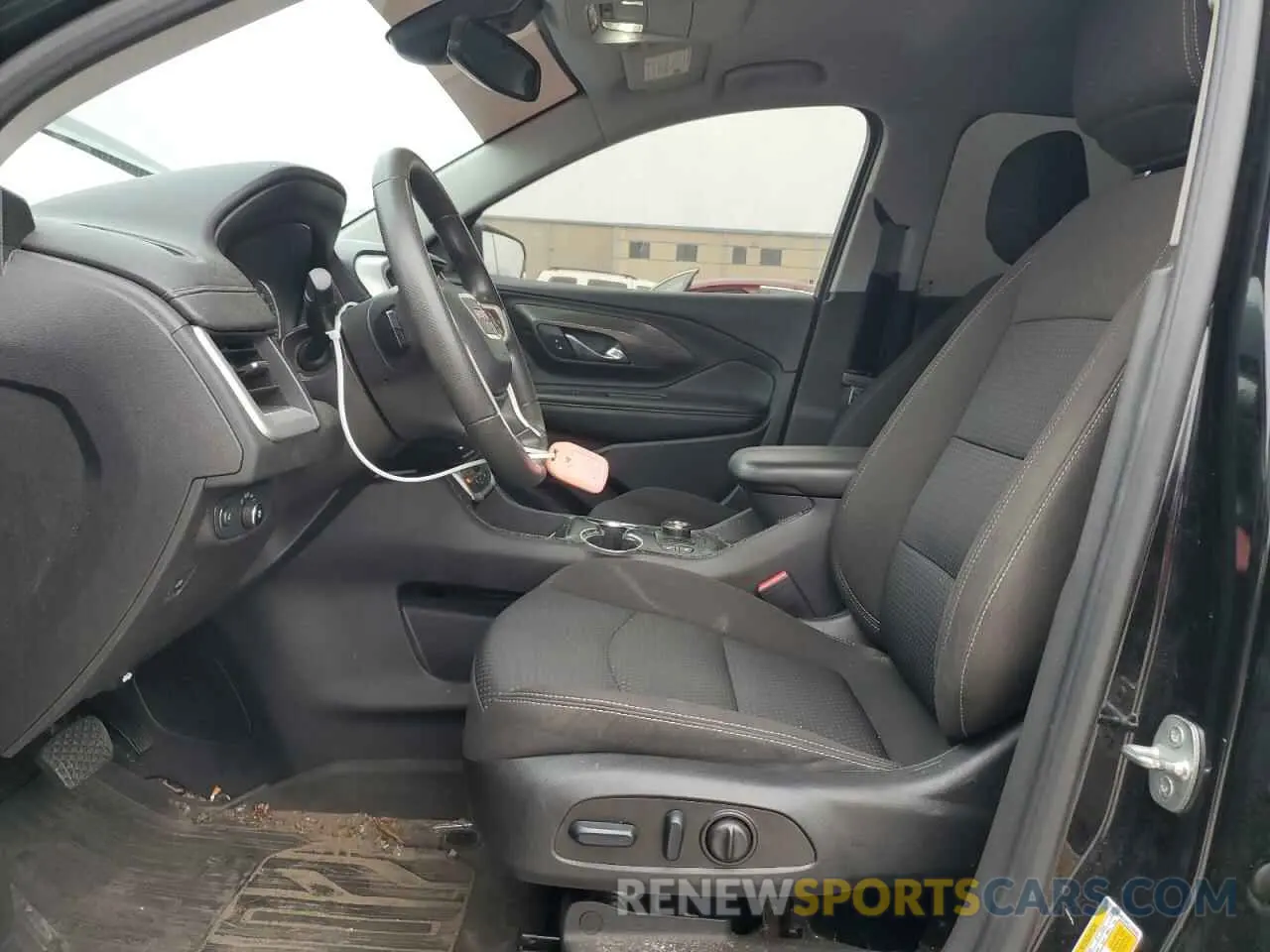 7 Photograph of a damaged car 3GKALMEG6PL176545 GMC TERRAIN 2023