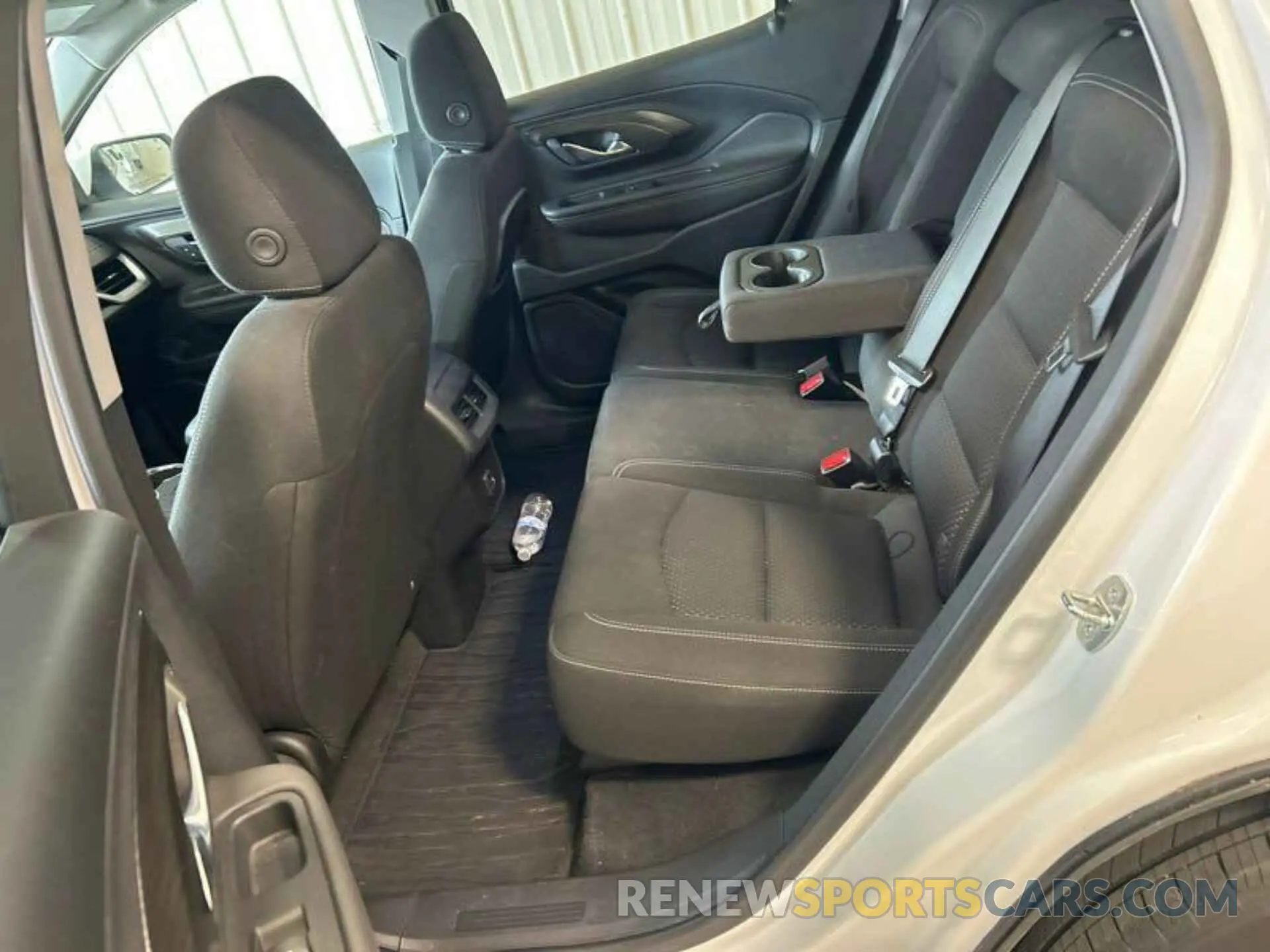 11 Photograph of a damaged car 3GKALMEG6PL220009 GMC TERRAIN 2023