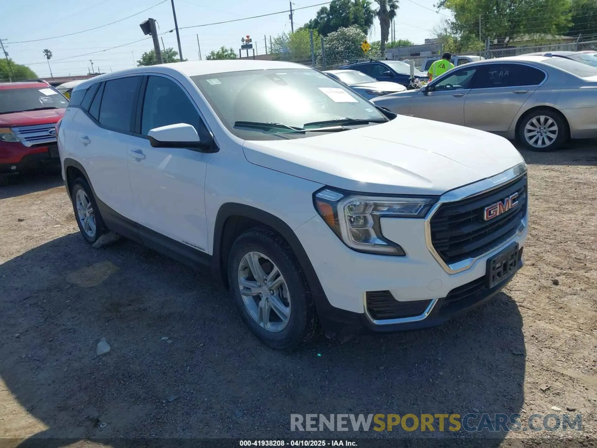 1 Photograph of a damaged car 3GKALMEG7PL185822 GMC TERRAIN 2023