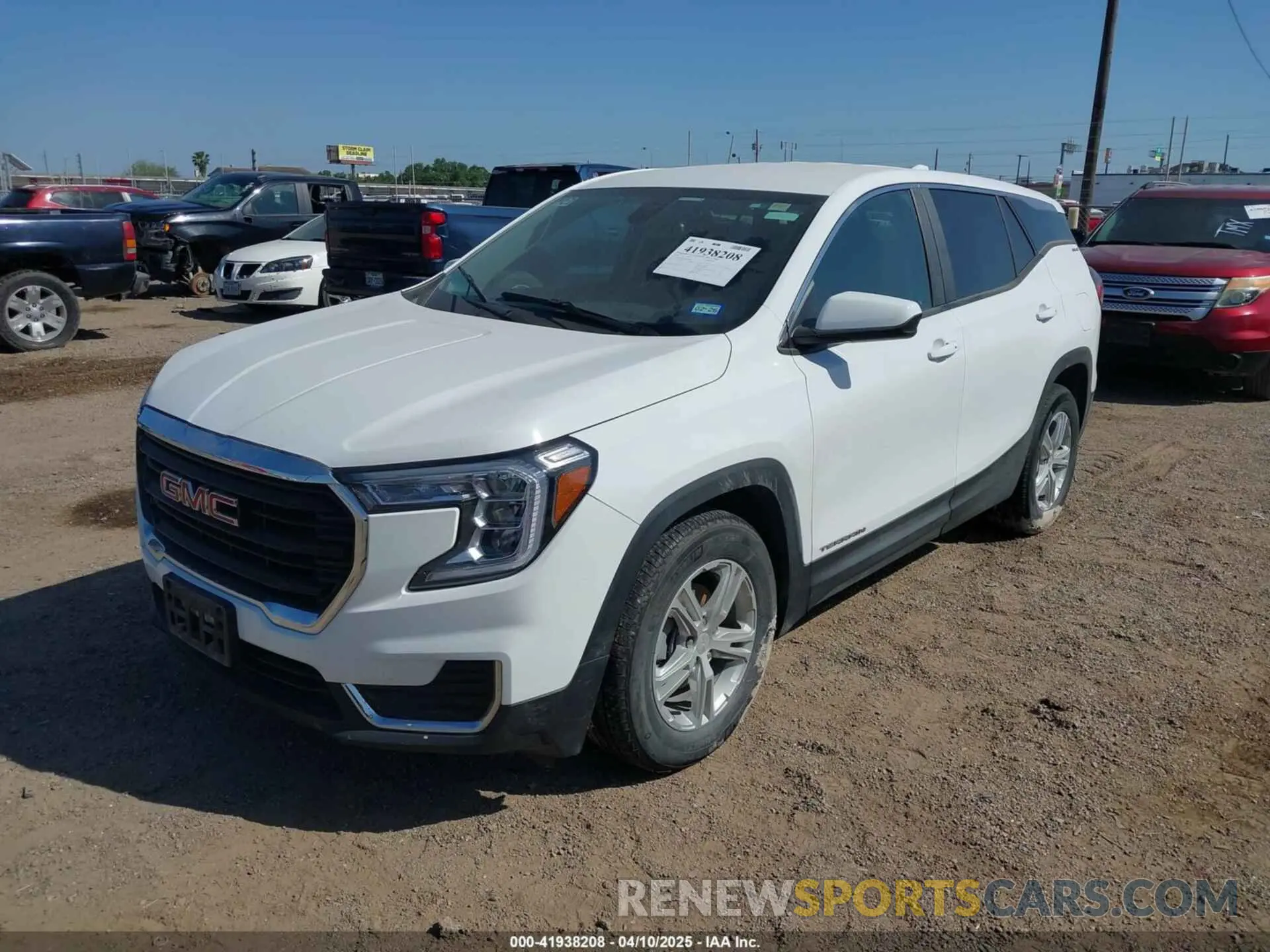 2 Photograph of a damaged car 3GKALMEG7PL185822 GMC TERRAIN 2023