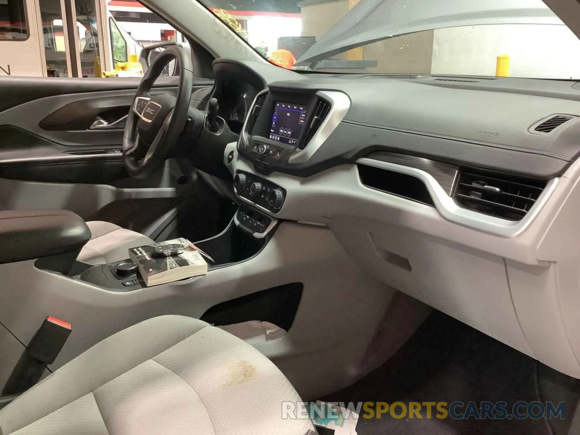 3 Photograph of a damaged car 3GKALMEG8PL106111 GMC TERRAIN 2023