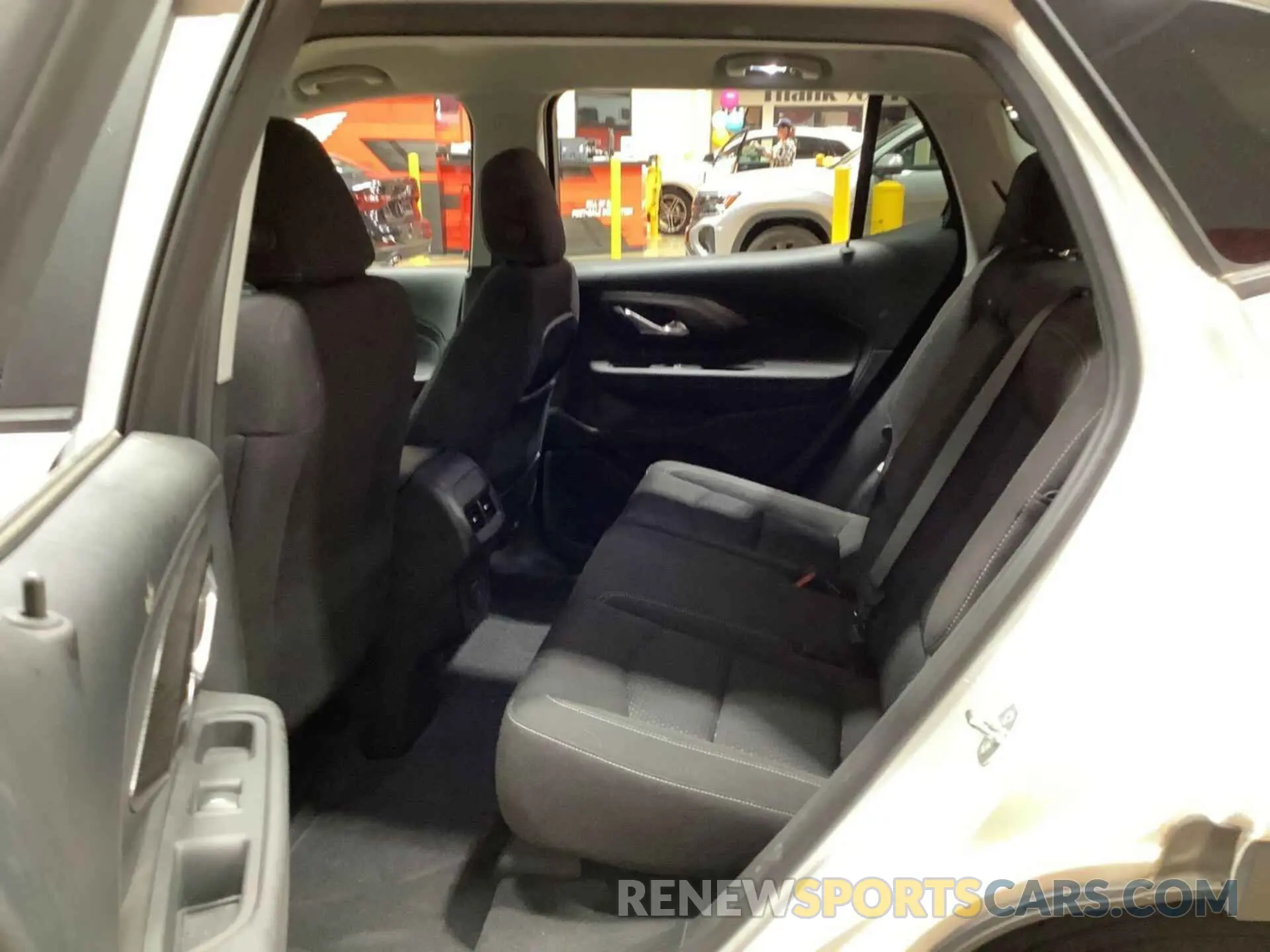 5 Photograph of a damaged car 3GKALMEG9PL180945 GMC TERRAIN 2023