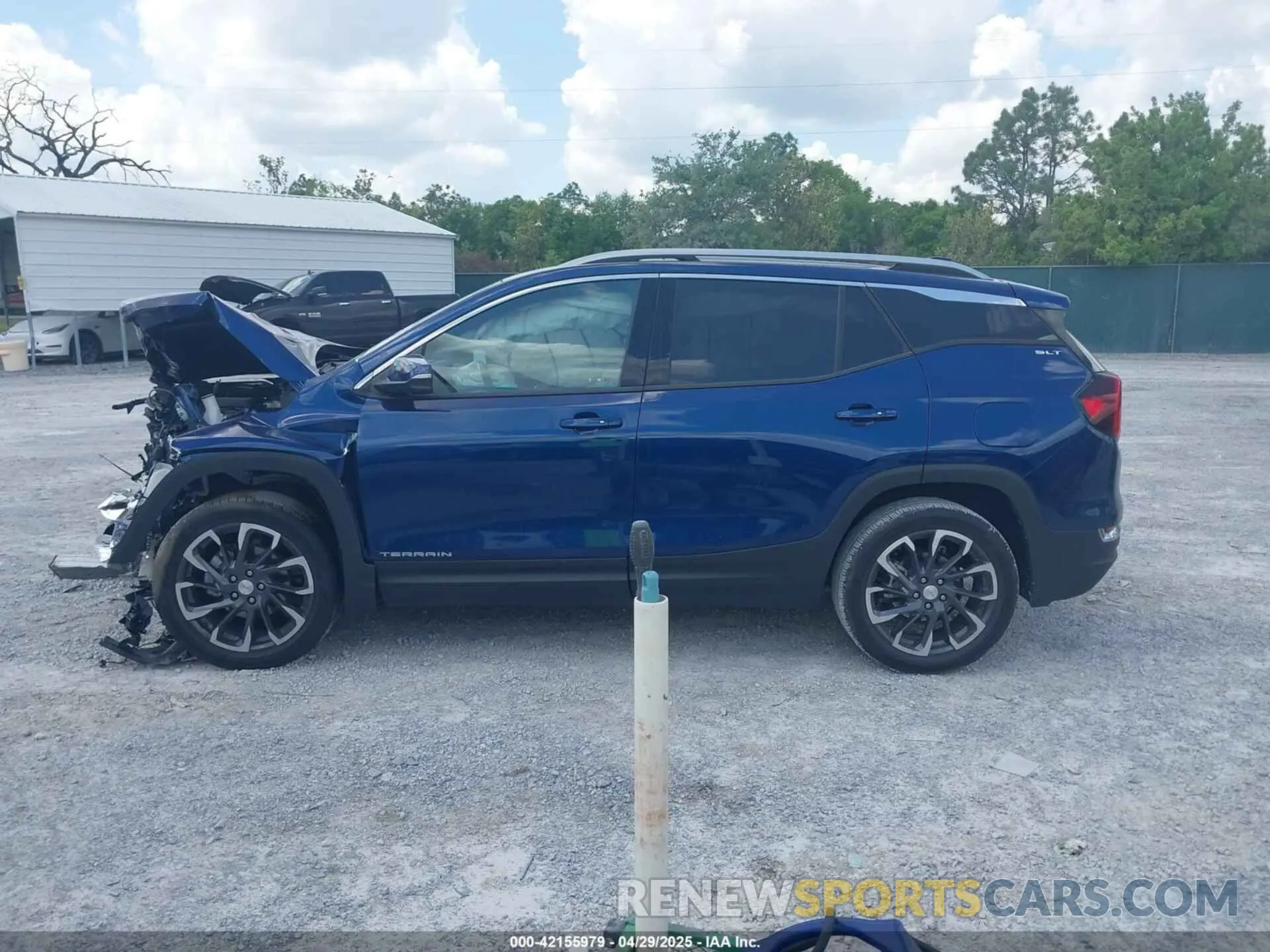 15 Photograph of a damaged car 3GKALPEG0PL167003 GMC TERRAIN 2023