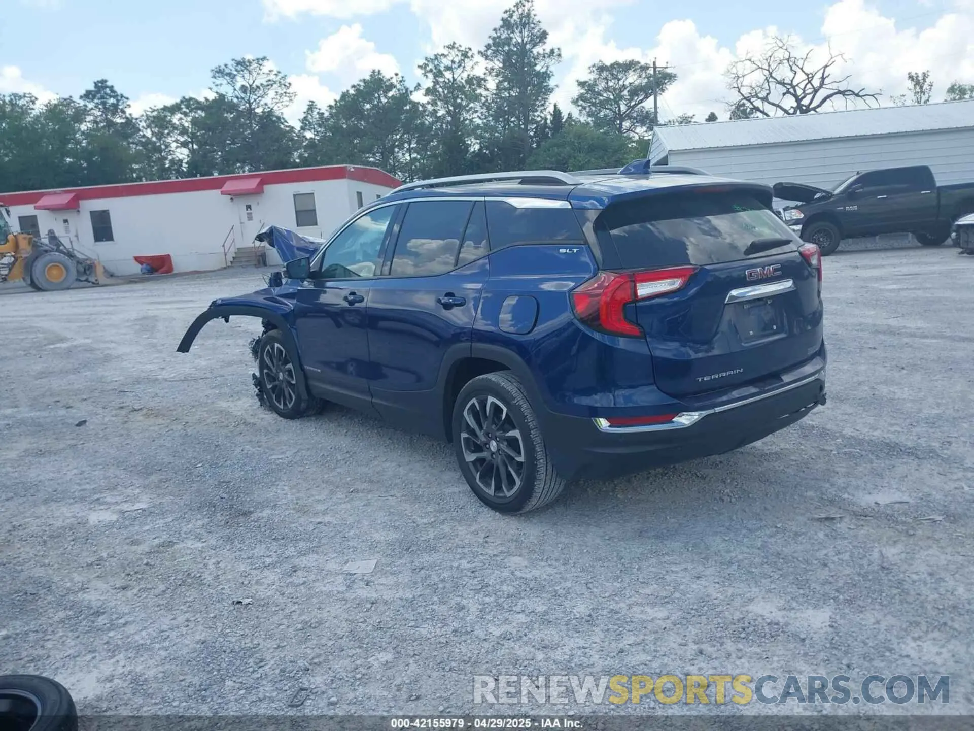 3 Photograph of a damaged car 3GKALPEG0PL167003 GMC TERRAIN 2023