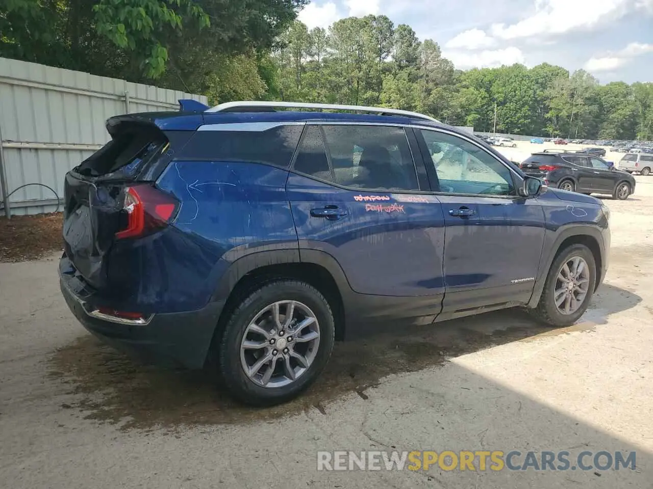 3 Photograph of a damaged car 3GKALPEG3PL164452 GMC TERRAIN 2023