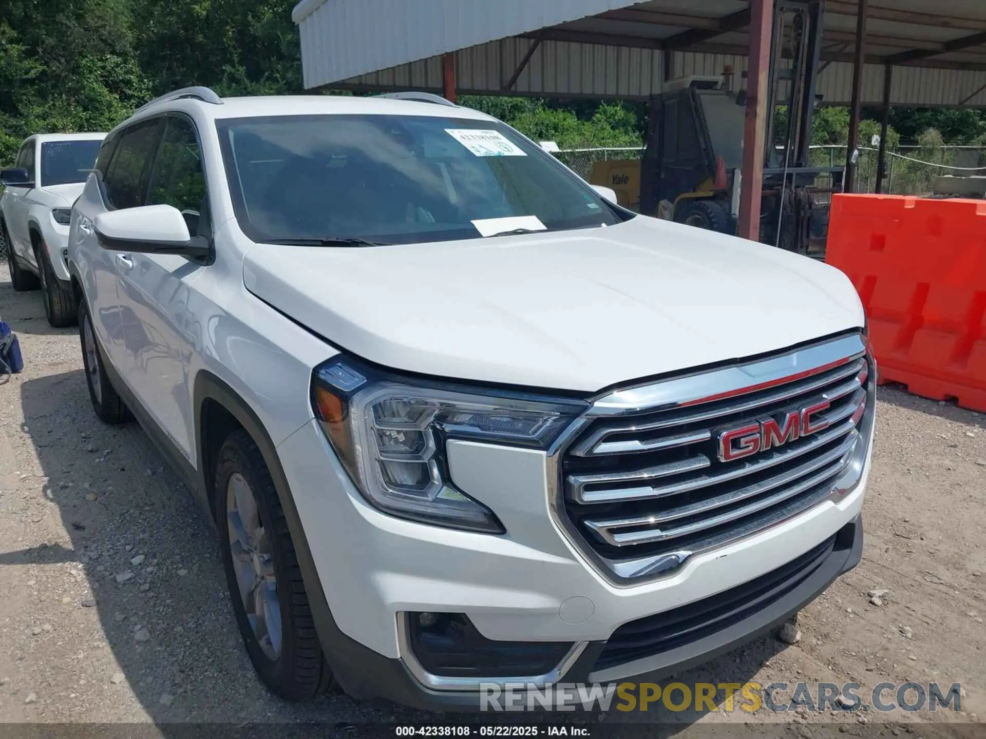 1 Photograph of a damaged car 3GKALPEG4PL194415 GMC TERRAIN 2023