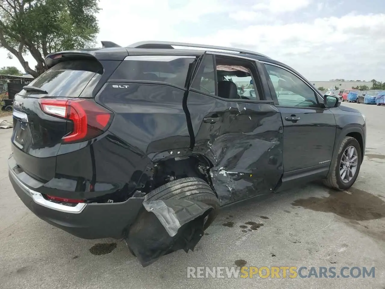 3 Photograph of a damaged car 3GKALPEG4PL249784 GMC TERRAIN 2023