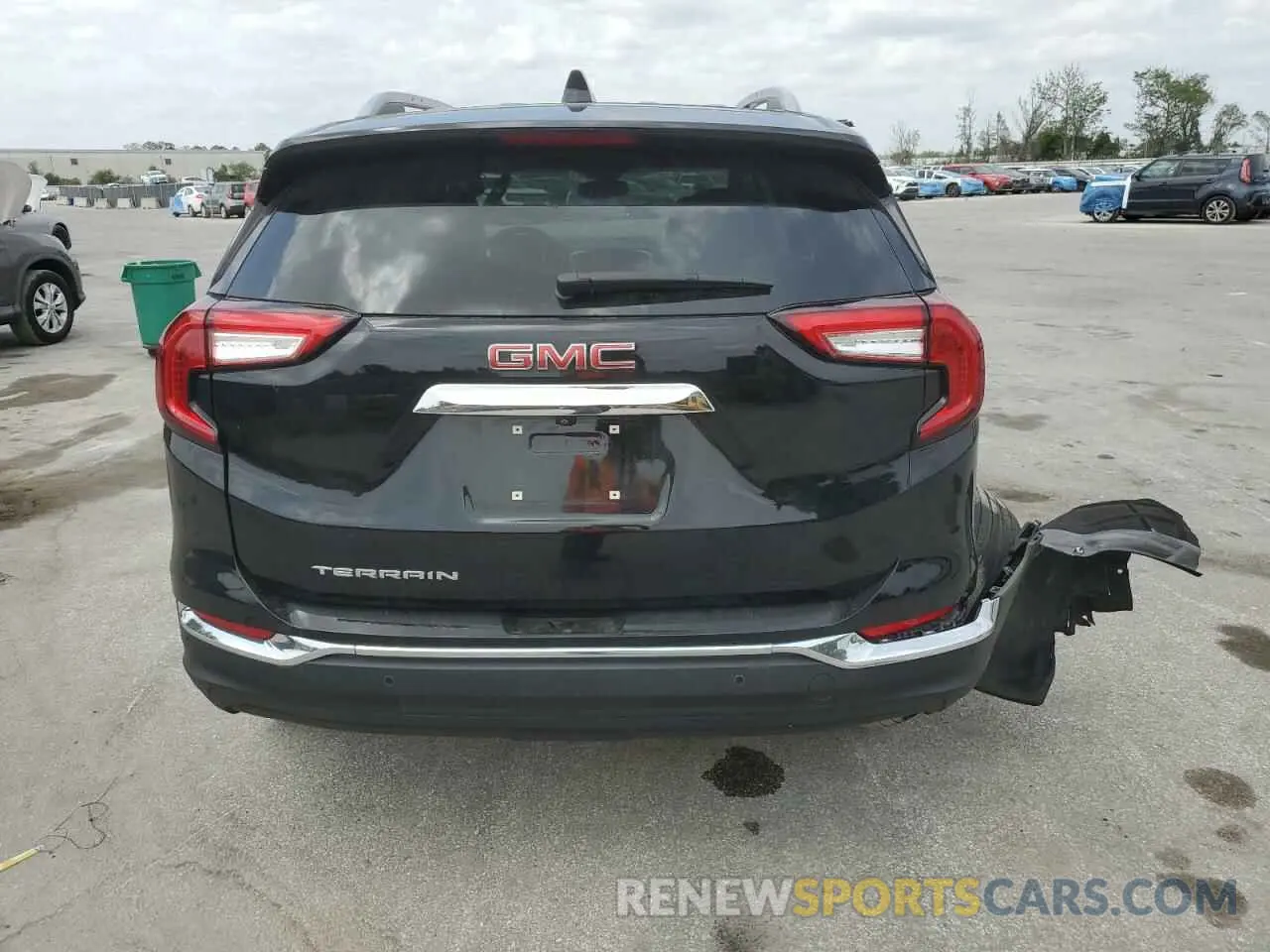 6 Photograph of a damaged car 3GKALPEG4PL249784 GMC TERRAIN 2023