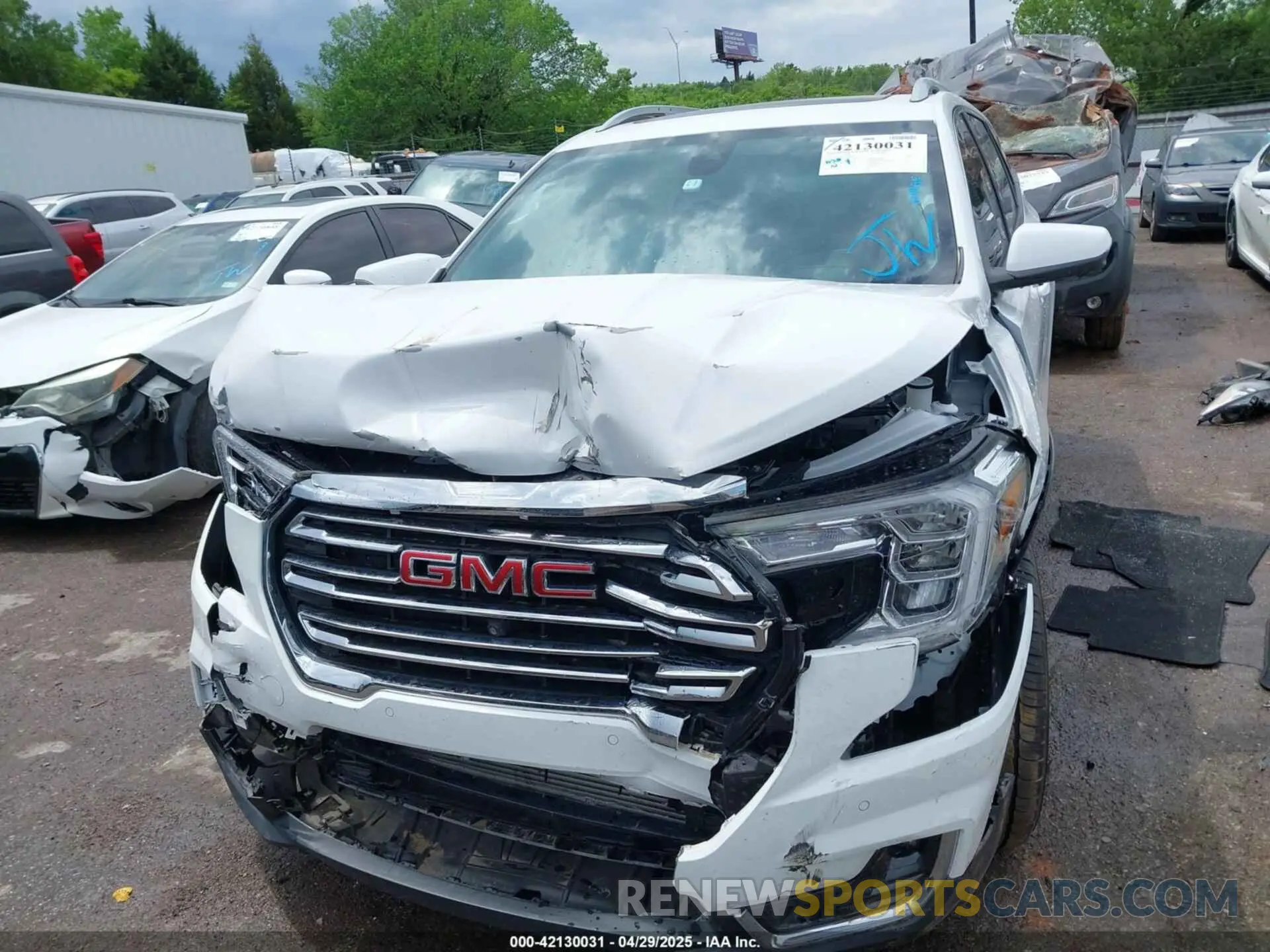 12 Photograph of a damaged car 3GKALPEG4PL266410 GMC TERRAIN 2023