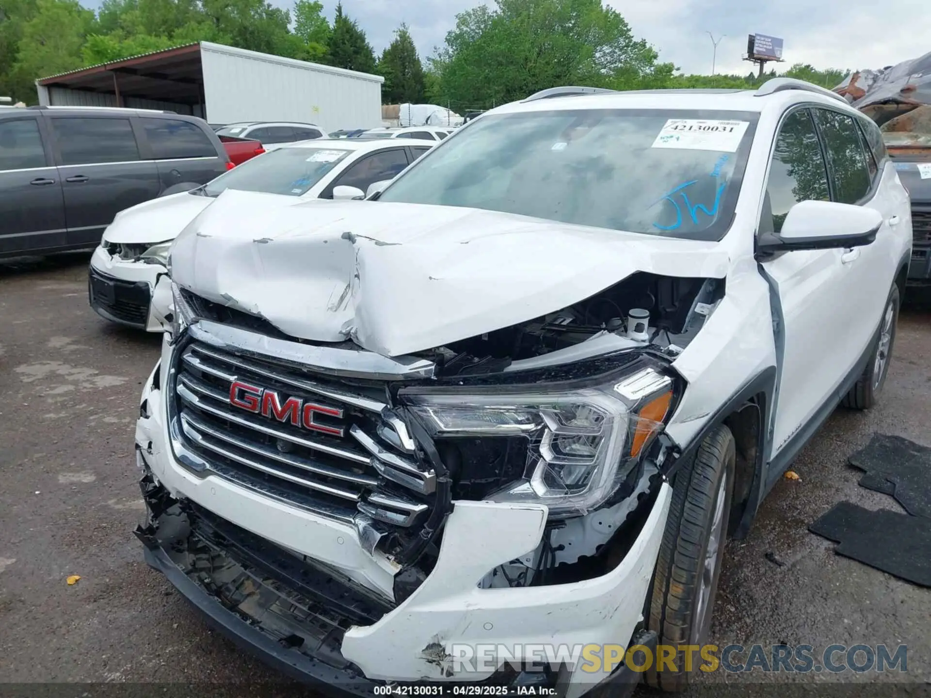 6 Photograph of a damaged car 3GKALPEG4PL266410 GMC TERRAIN 2023
