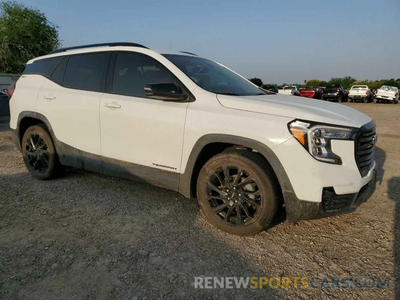 4 Photograph of a damaged car 3GKALPEG7PL241968 GMC TERRAIN 2023