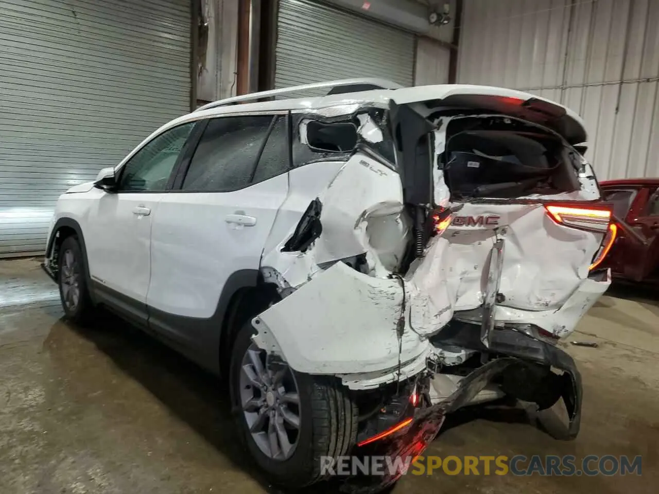 2 Photograph of a damaged car 3GKALPEG8PL171459 GMC TERRAIN 2023
