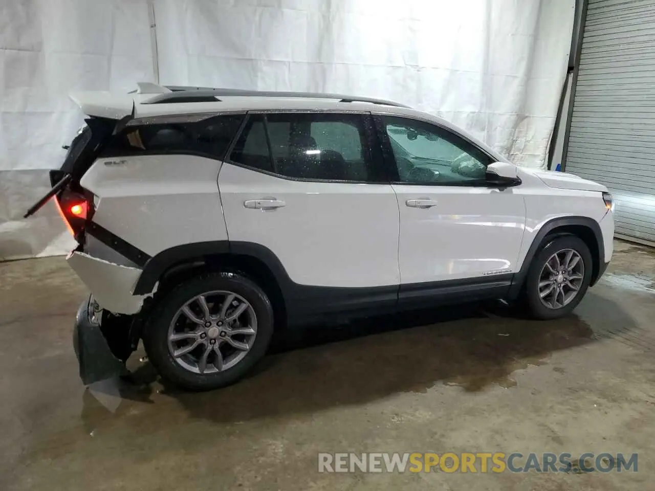 3 Photograph of a damaged car 3GKALPEG8PL171459 GMC TERRAIN 2023