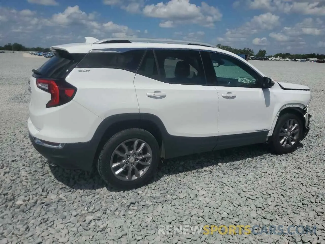 3 Photograph of a damaged car 3GKALPEG8PL186740 GMC TERRAIN 2023