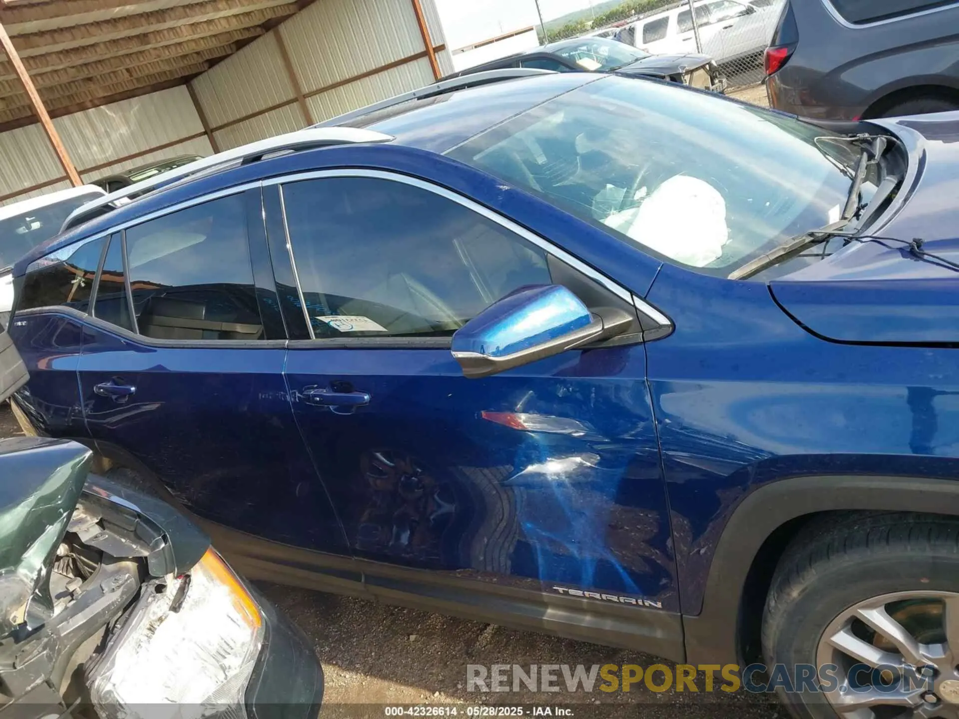 14 Photograph of a damaged car 3GKALPEG9PL191154 GMC TERRAIN 2023