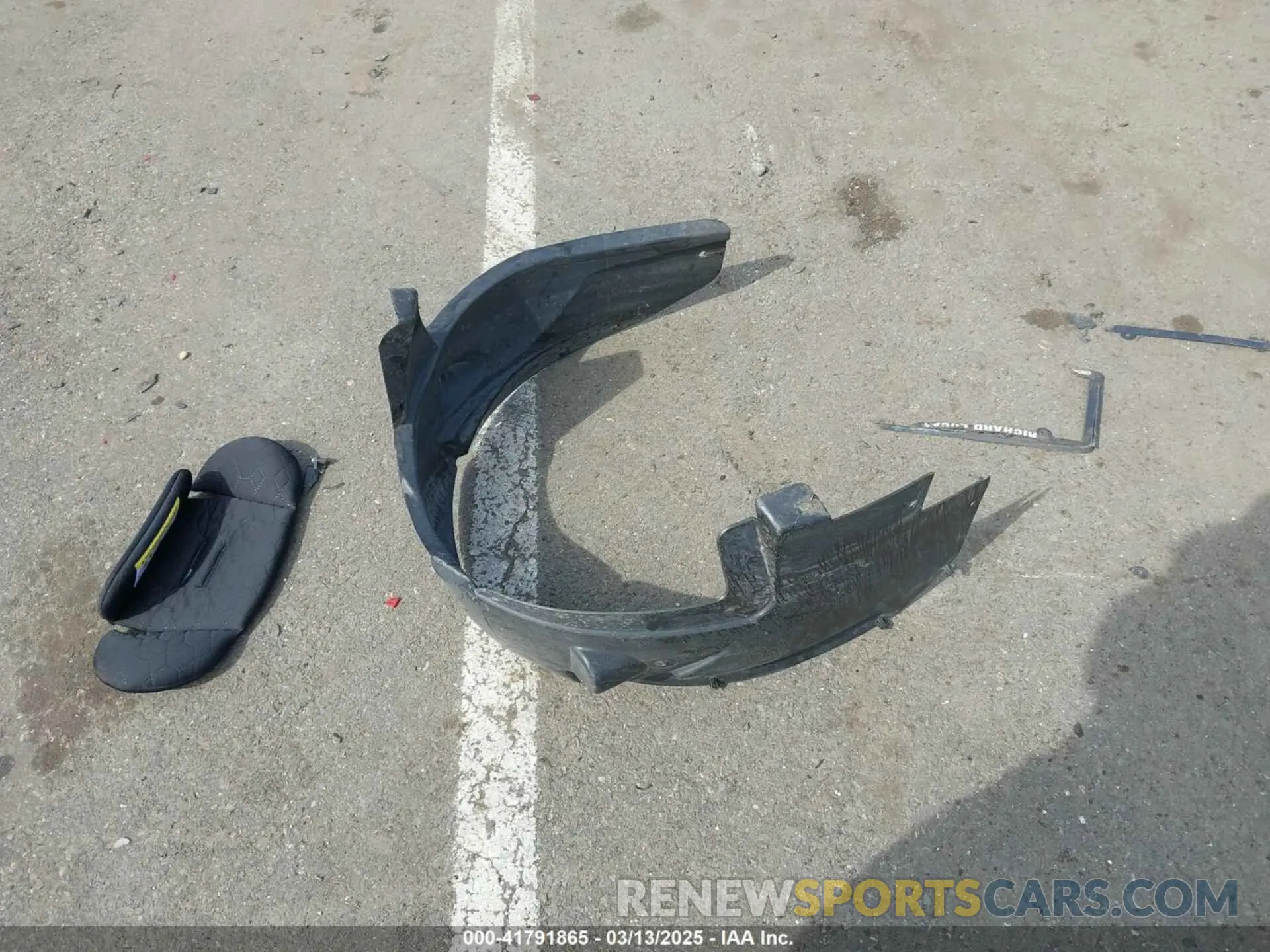 12 Photograph of a damaged car 3GKALTEG0PL207699 GMC TERRAIN 2023