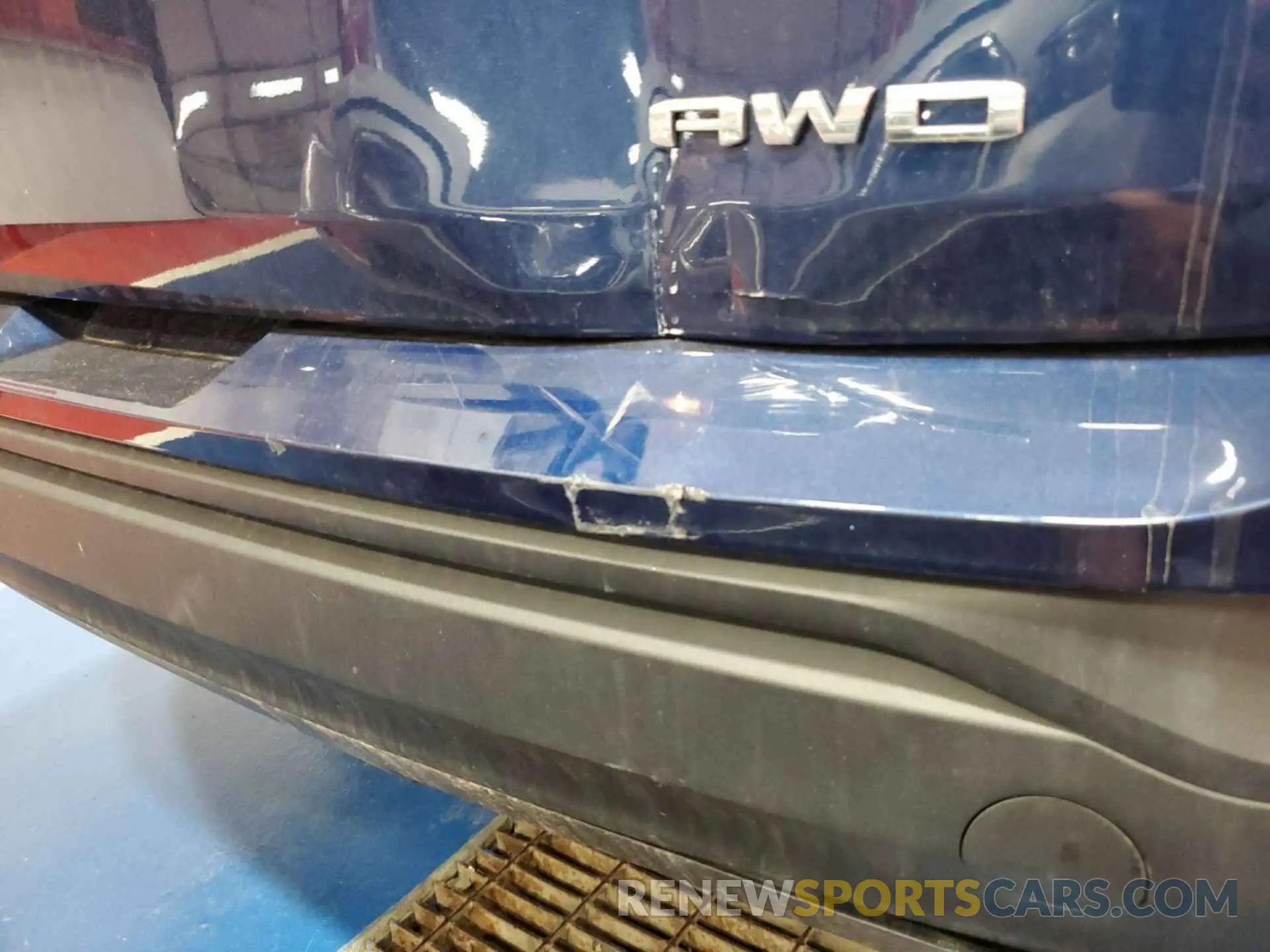 9 Photograph of a damaged car 3GKALTEG1PL130308 GMC TERRAIN 2023