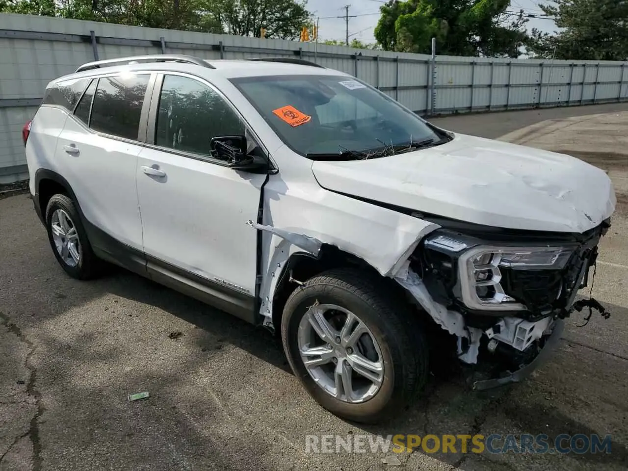4 Photograph of a damaged car 3GKALTEG2PL186113 GMC TERRAIN 2023