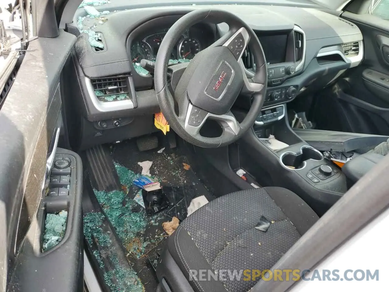 8 Photograph of a damaged car 3GKALTEG2PL186113 GMC TERRAIN 2023