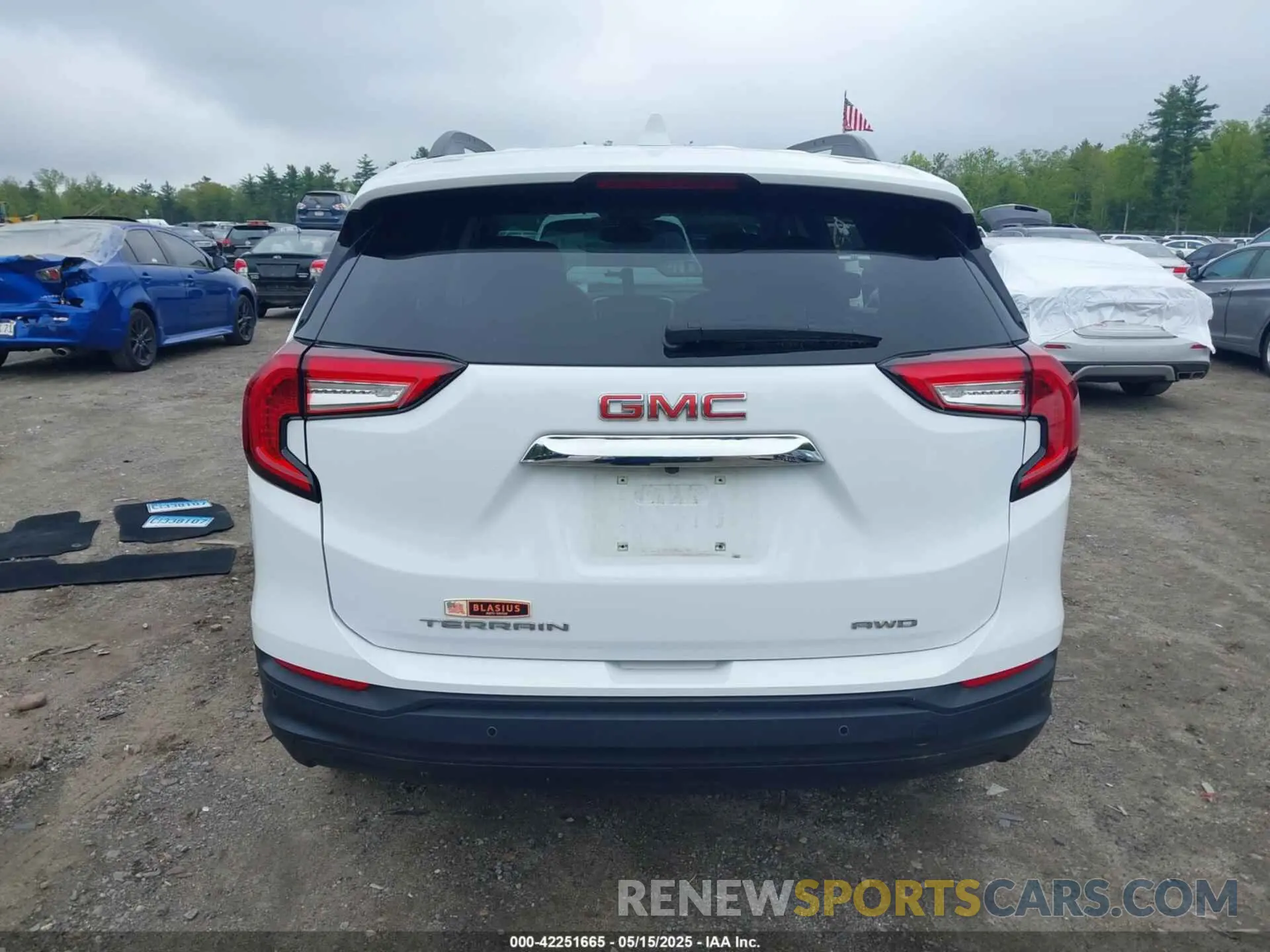 16 Photograph of a damaged car 3GKALTEG4PL232136 GMC TERRAIN 2023