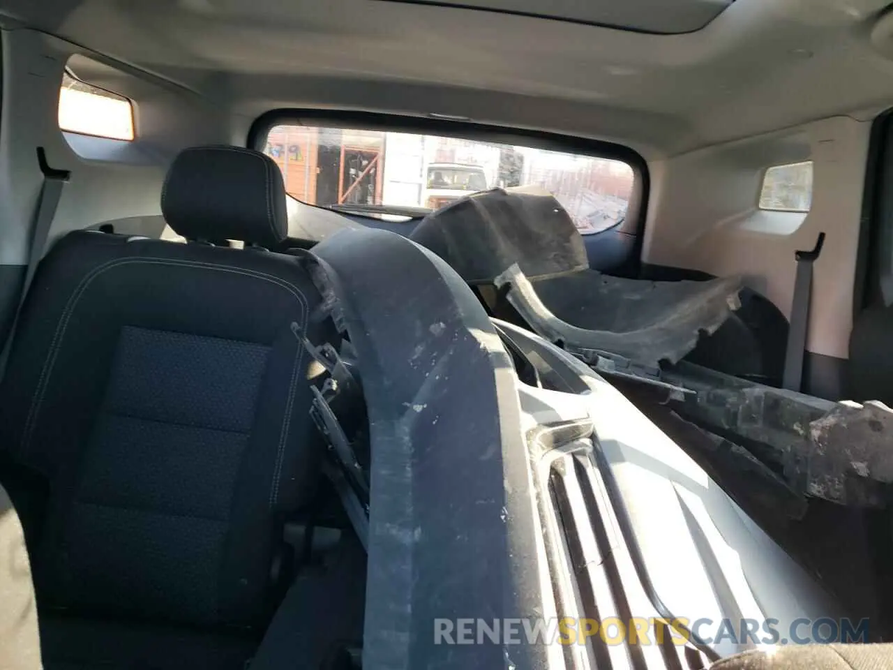 10 Photograph of a damaged car 3GKALTEG5PL118100 GMC TERRAIN 2023