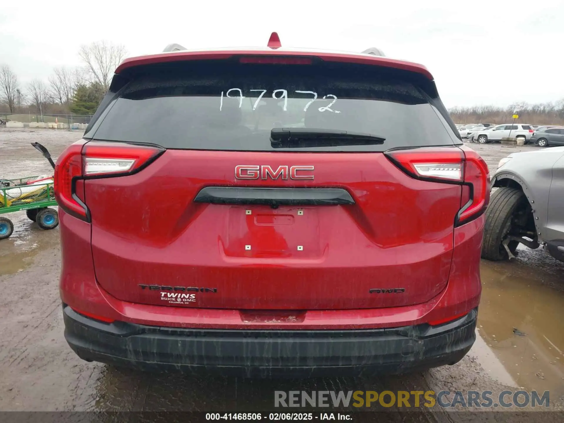 16 Photograph of a damaged car 3GKALTEG6PL197972 GMC TERRAIN 2023