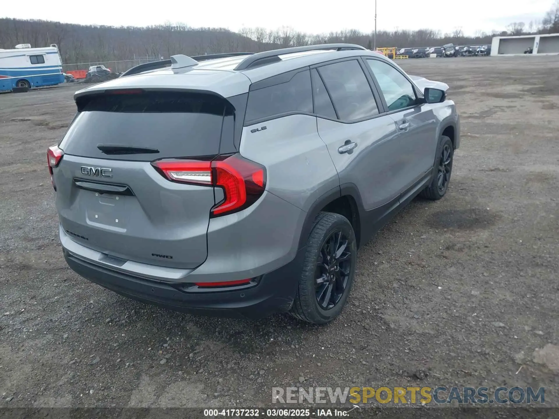 4 Photograph of a damaged car 3GKALTEG6PL211353 GMC TERRAIN 2023