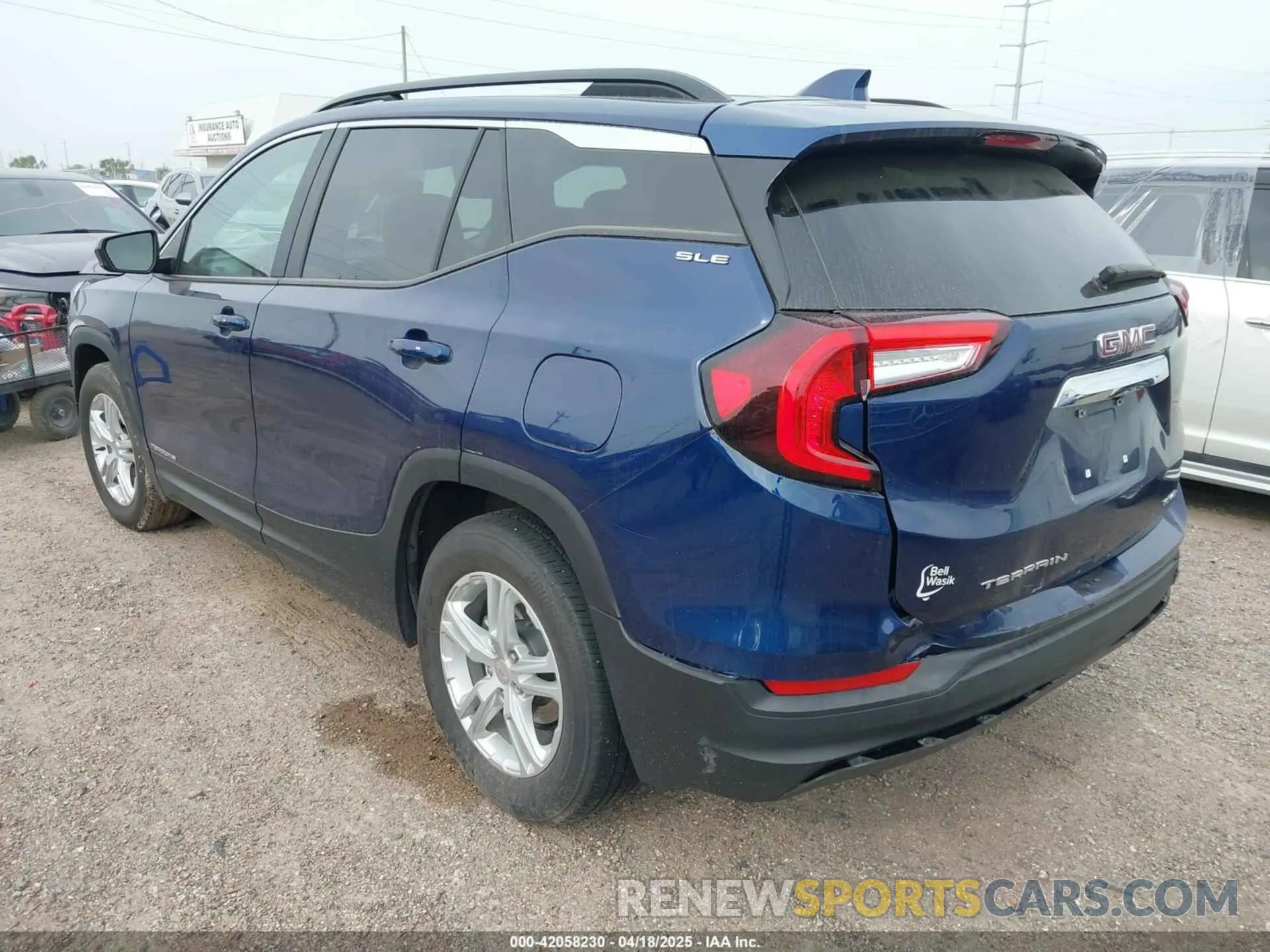 3 Photograph of a damaged car 3GKALTEG7PL128689 GMC TERRAIN 2023