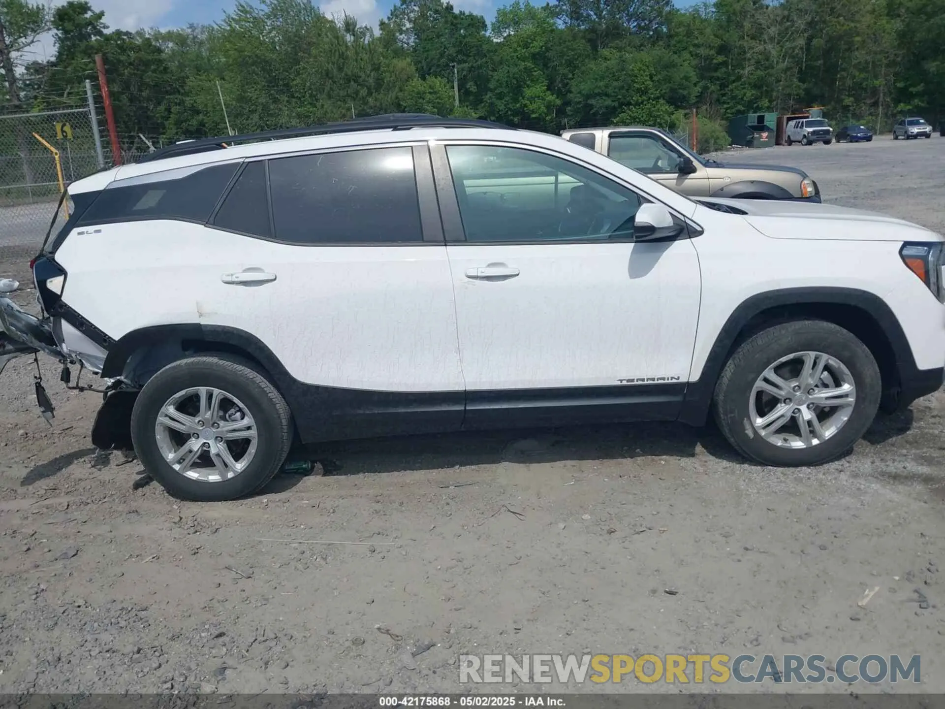 13 Photograph of a damaged car 3GKALTEG7PL230767 GMC TERRAIN 2023
